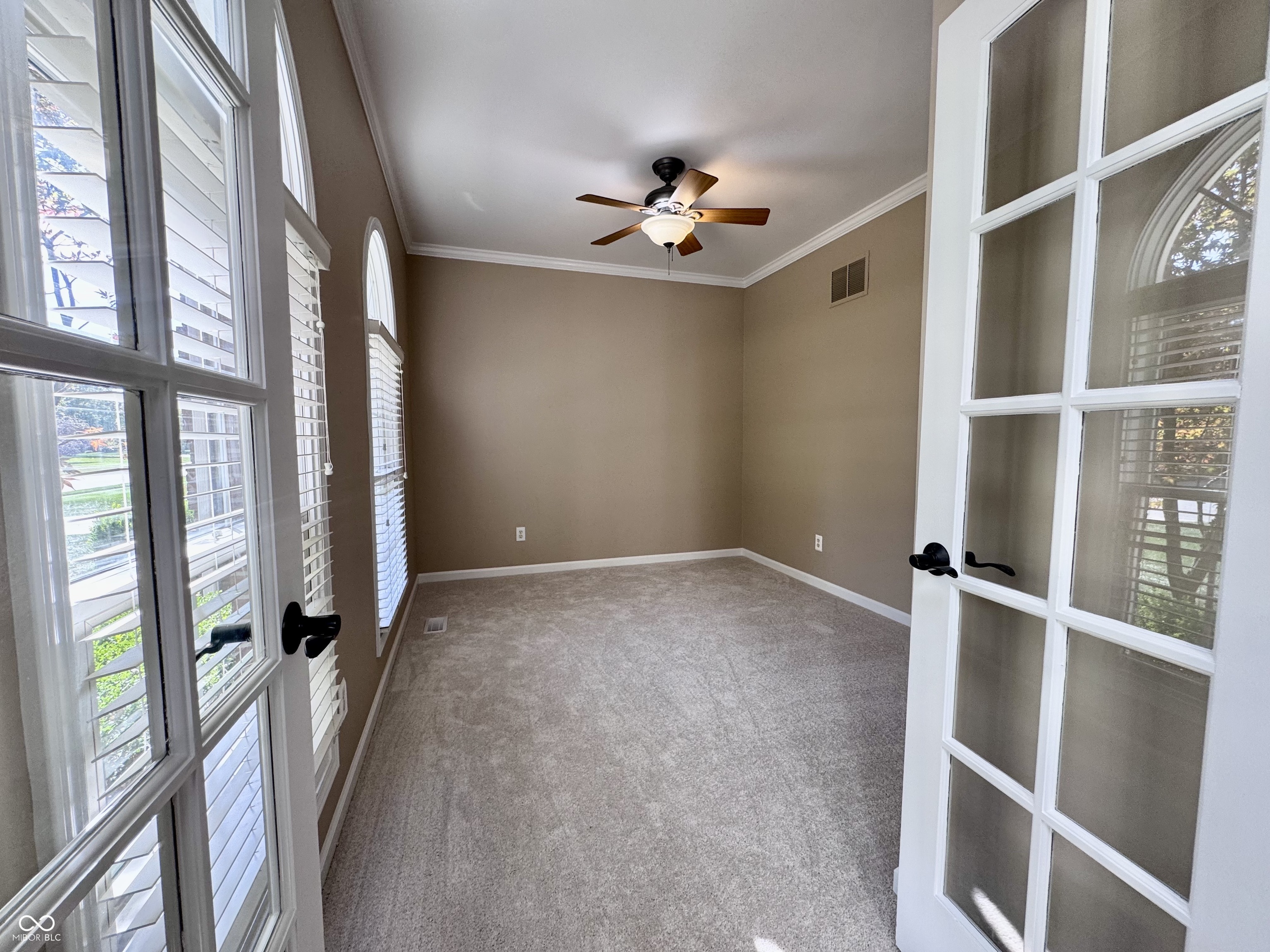 11446 Sutton Place Drive W