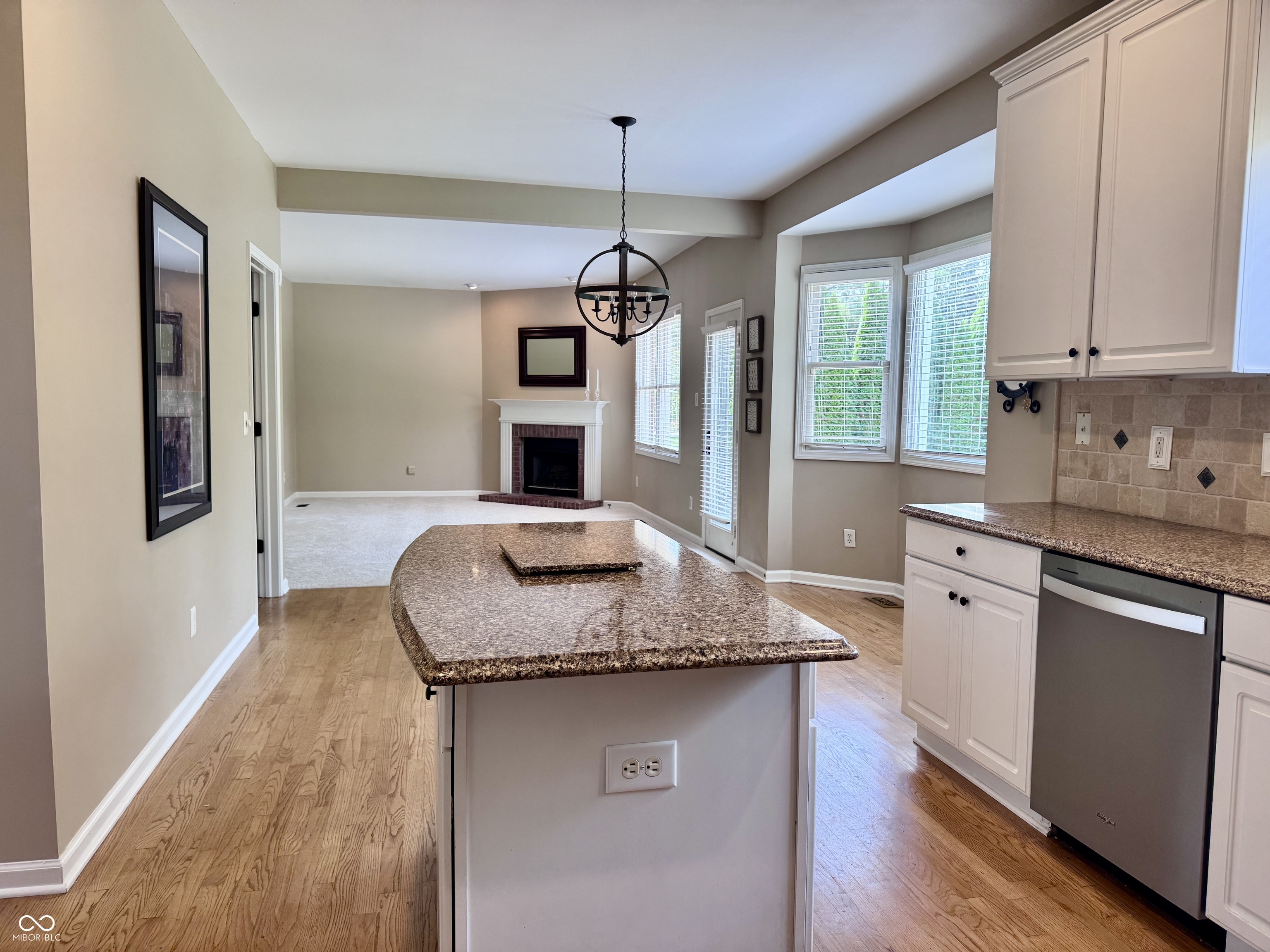 11446 Sutton Place Drive W