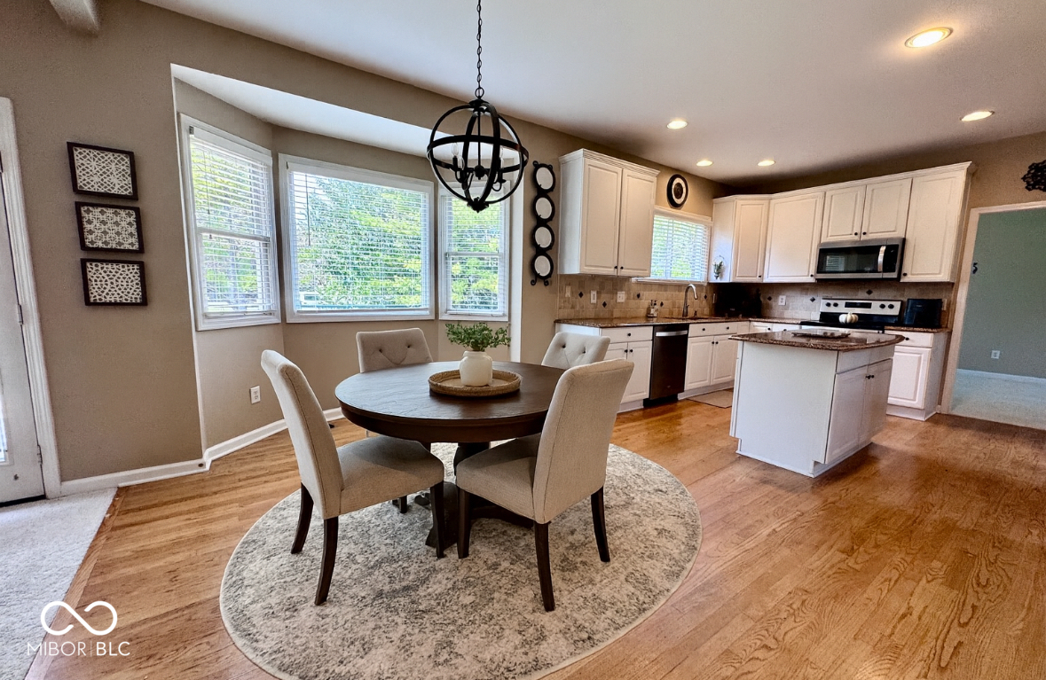 11446 Sutton Place Drive W