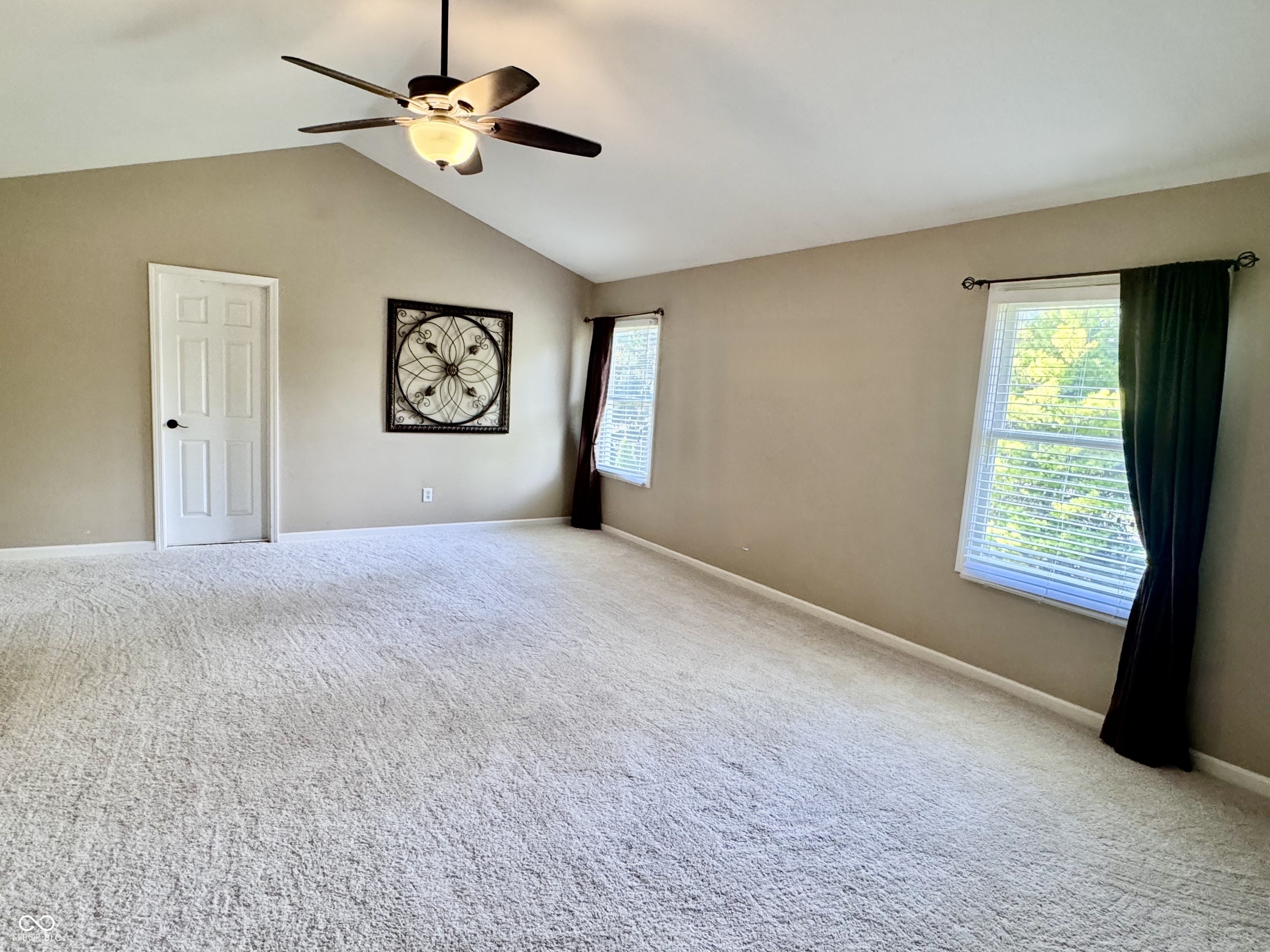 11446 Sutton Place Drive W