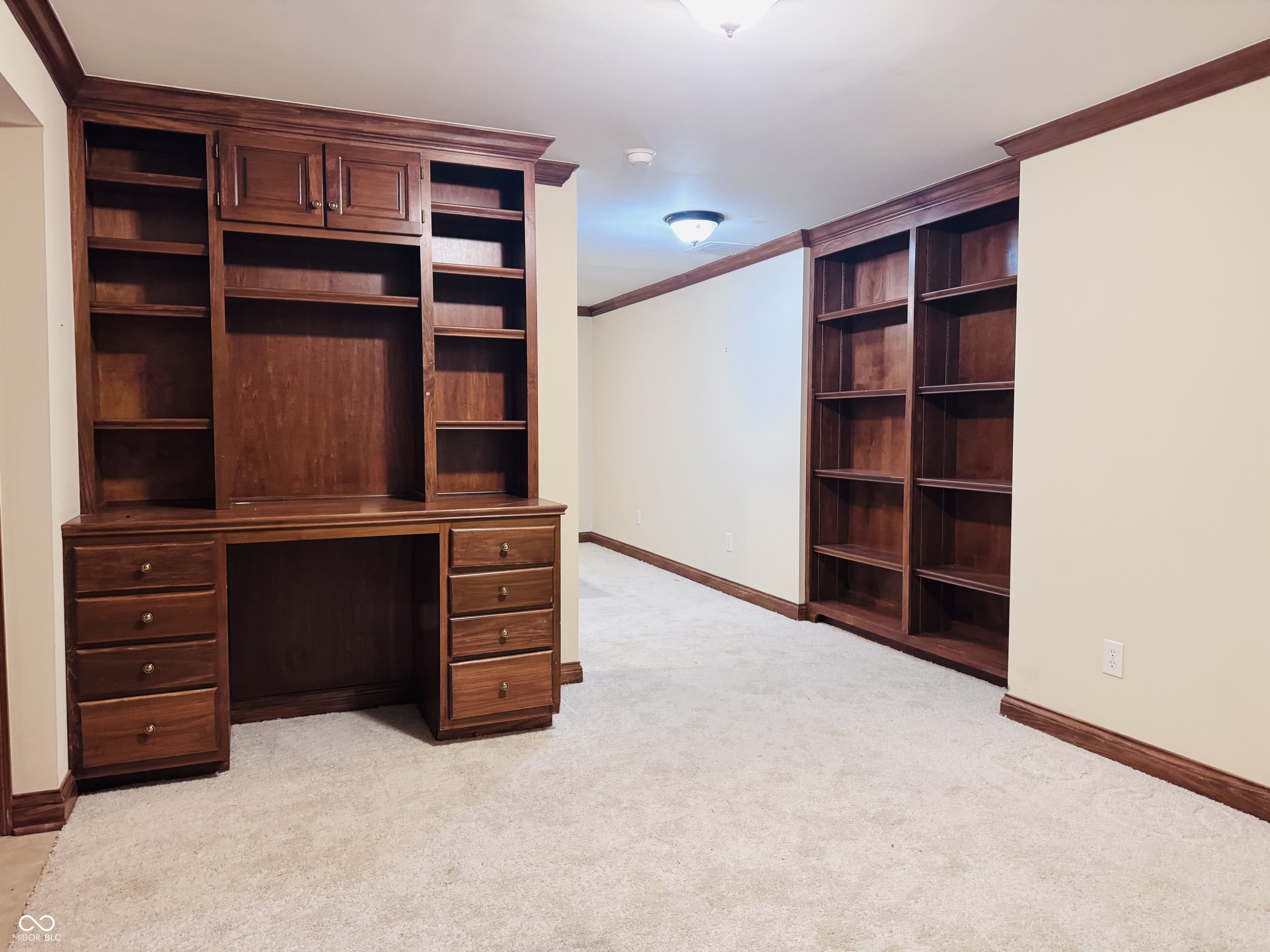 11446 Sutton Place Drive W