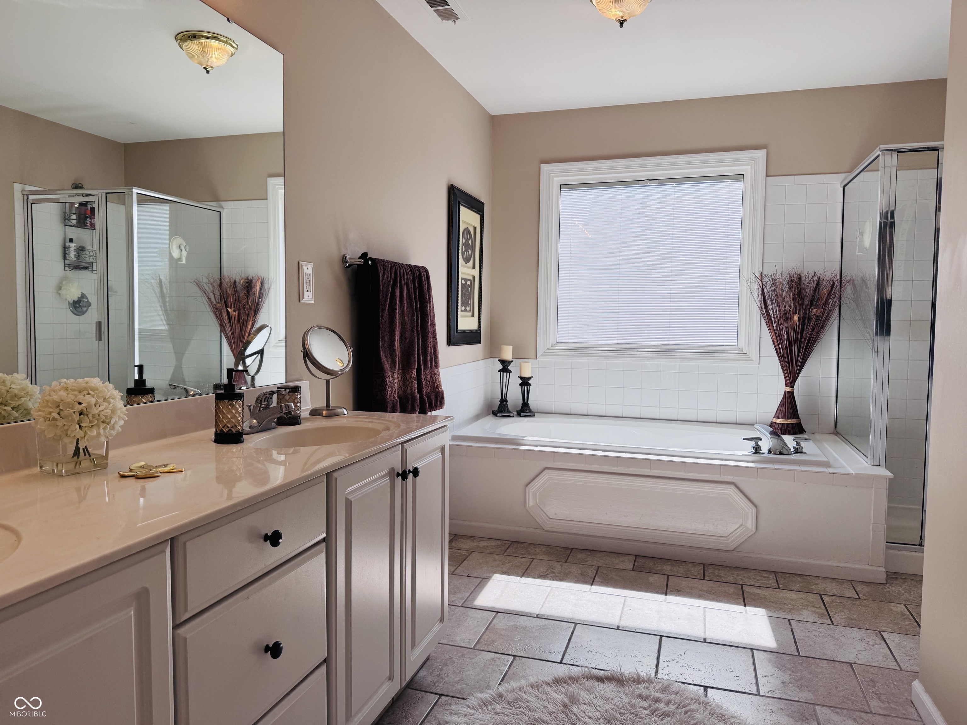 11446 Sutton Place Drive W