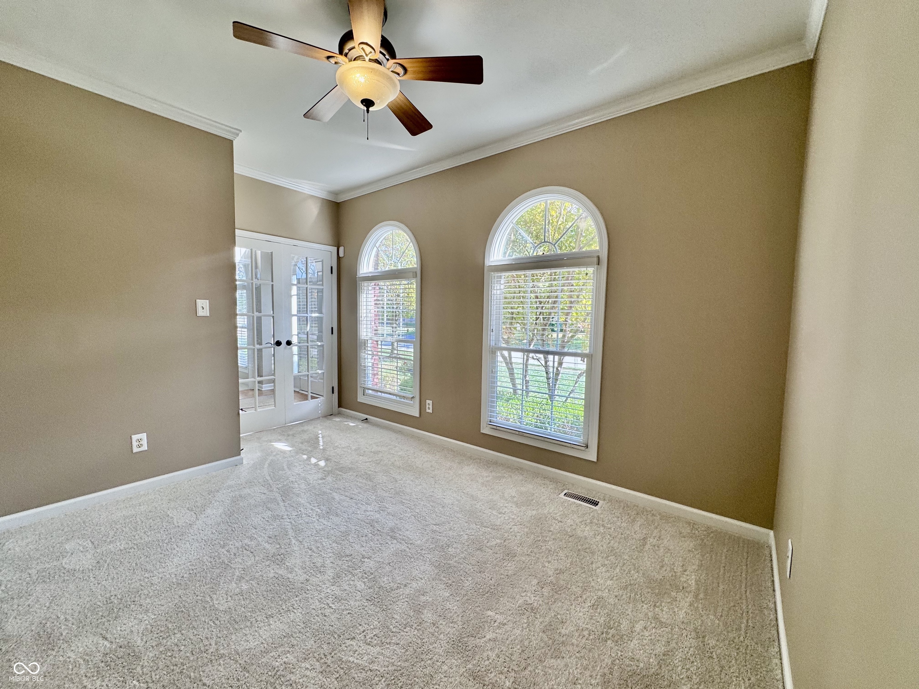 11446 Sutton Place Drive W