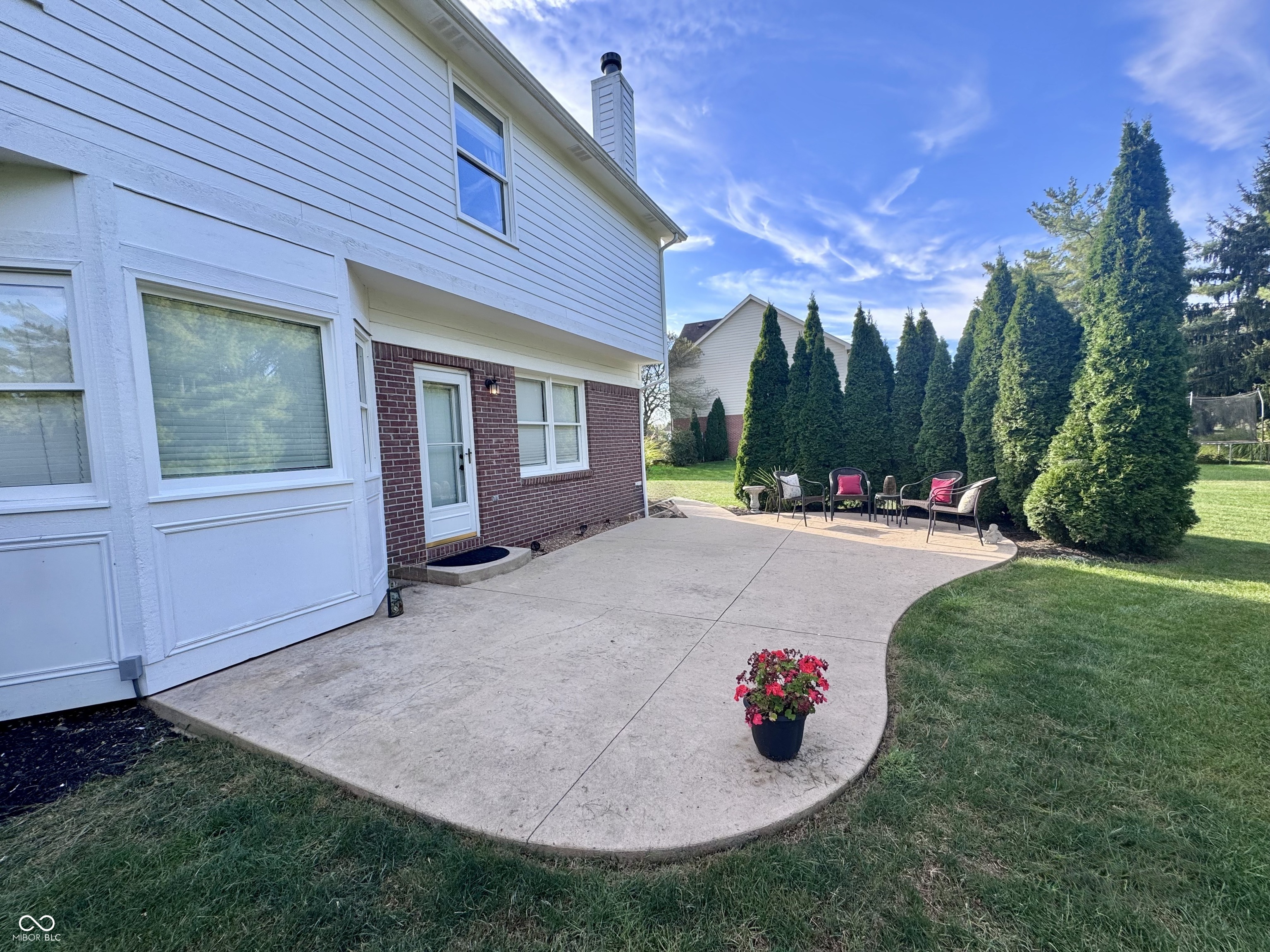 11446 Sutton Place Drive W