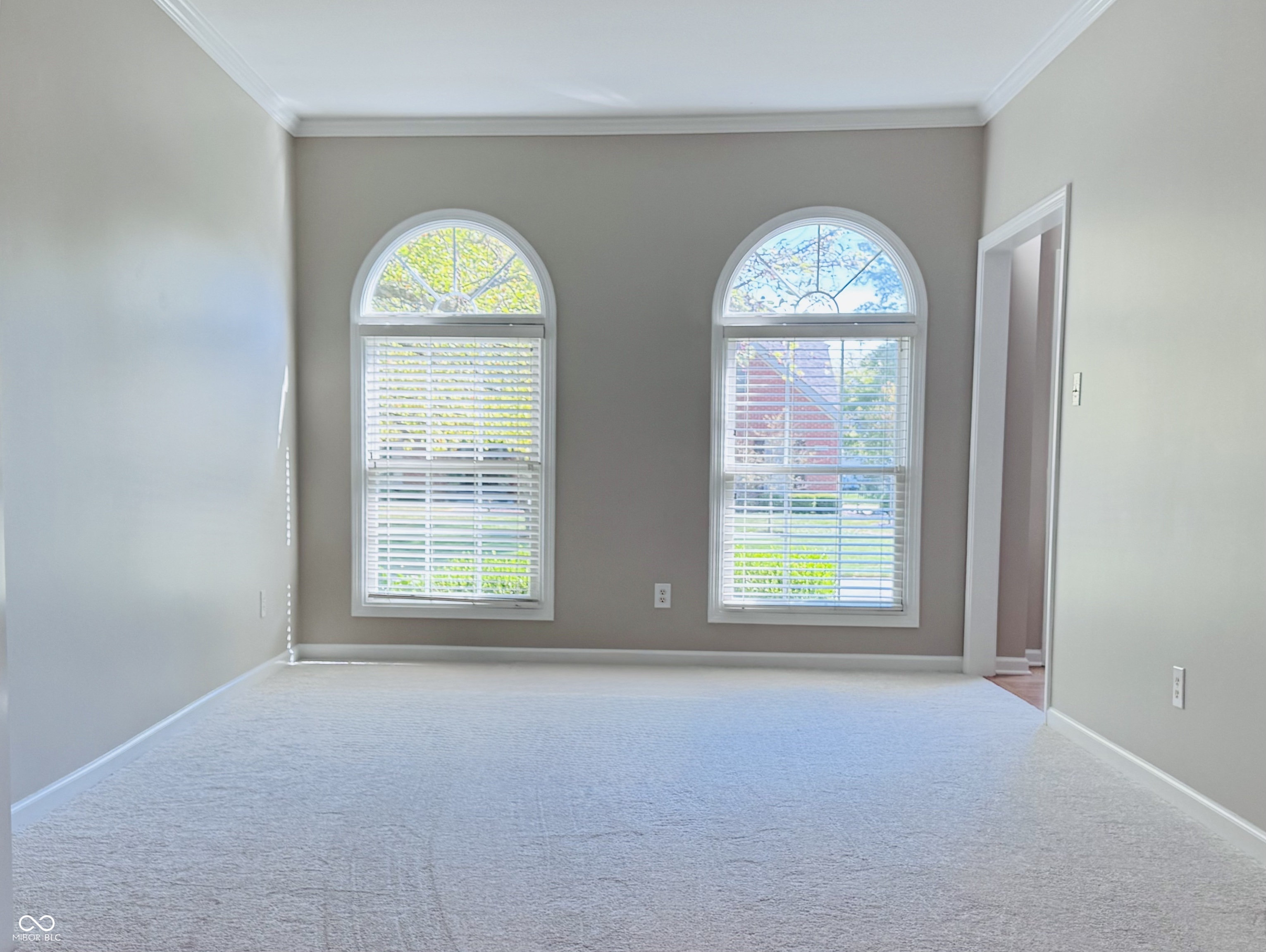 11446 Sutton Place Drive W