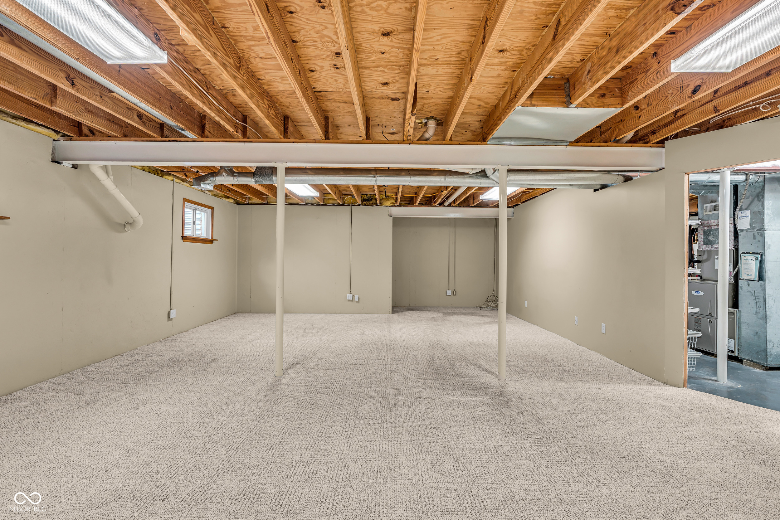 130 W Columbine Lane