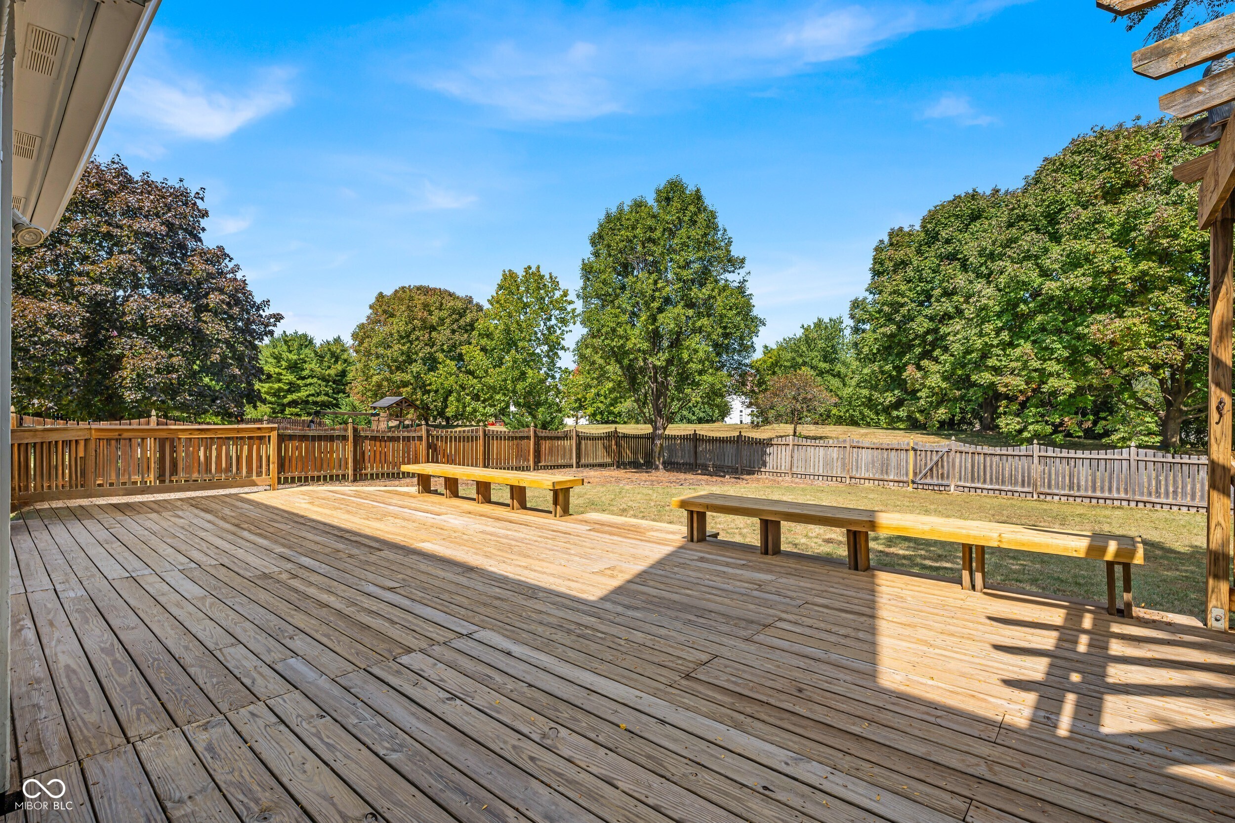 130 W Columbine Lane