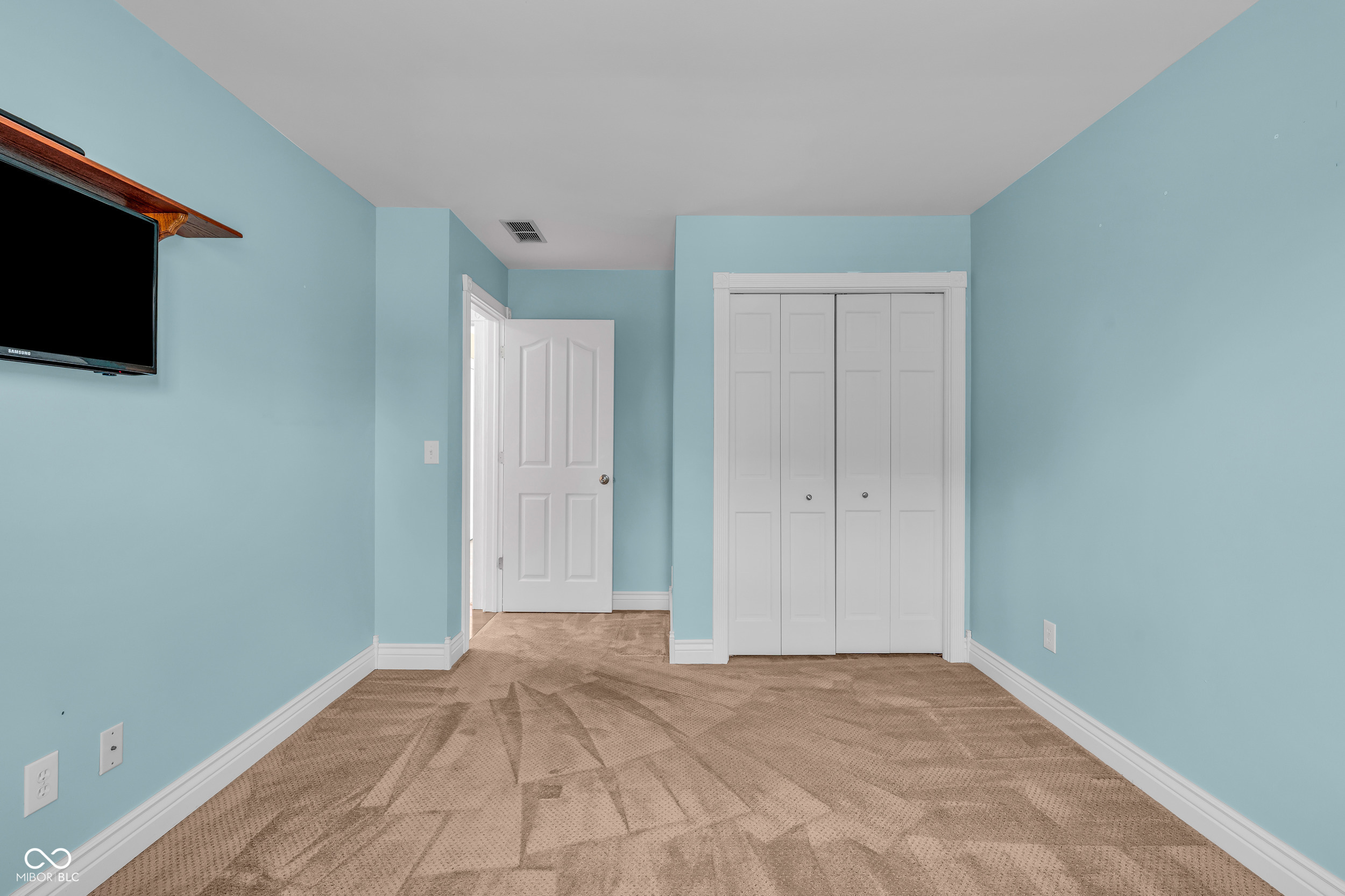 130 W Columbine Lane