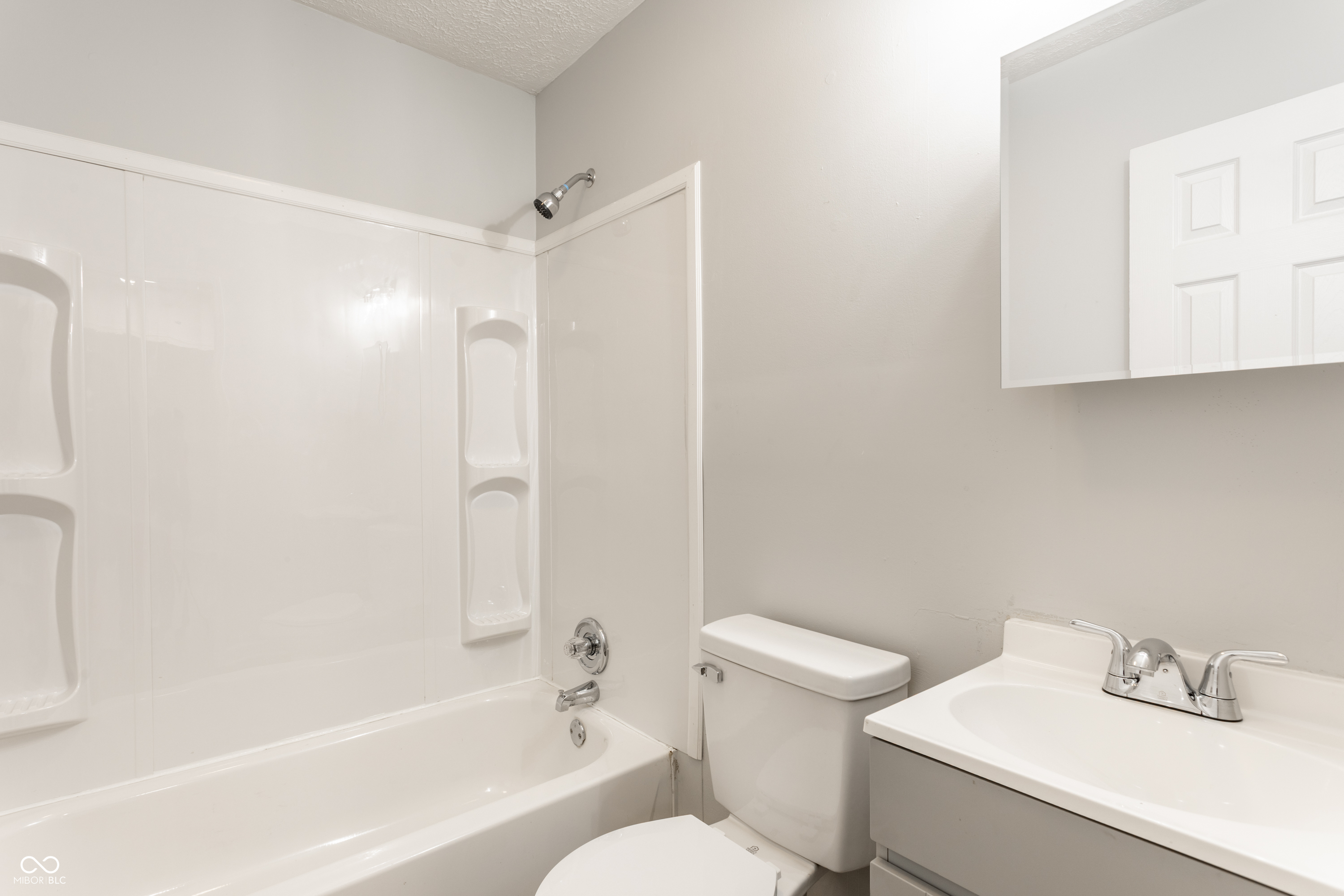 3943 N Mitthoefer Road