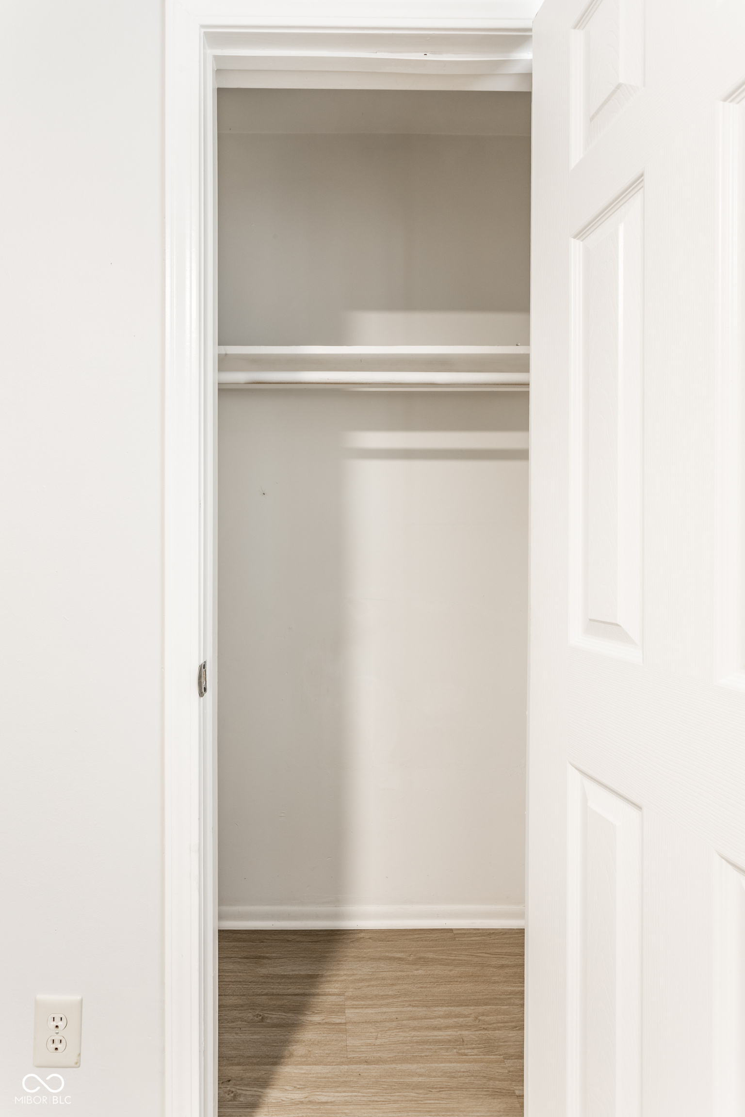 3943 N Mitthoefer Road