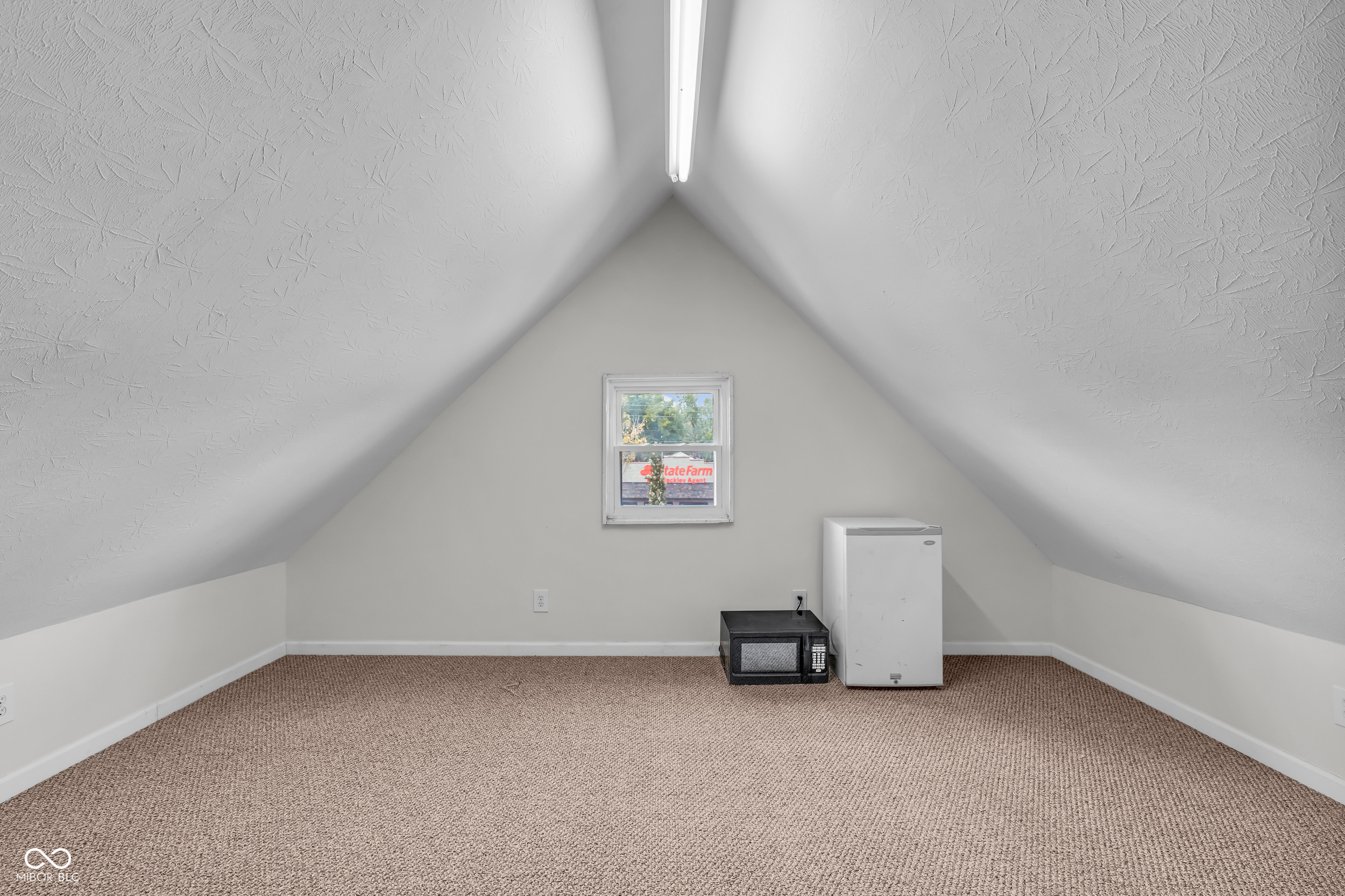 11623 E Washington Street