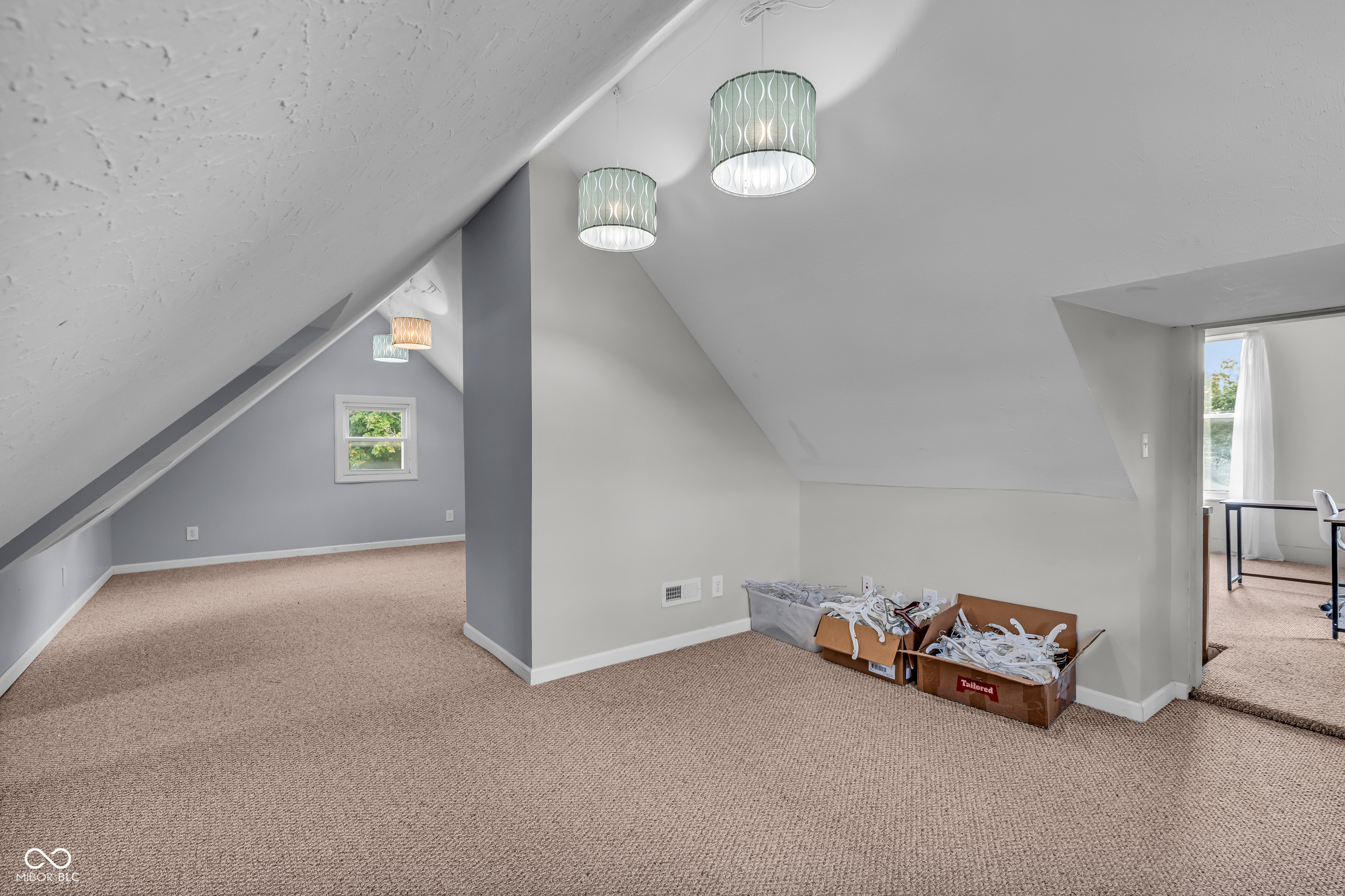 11623 E Washington Street