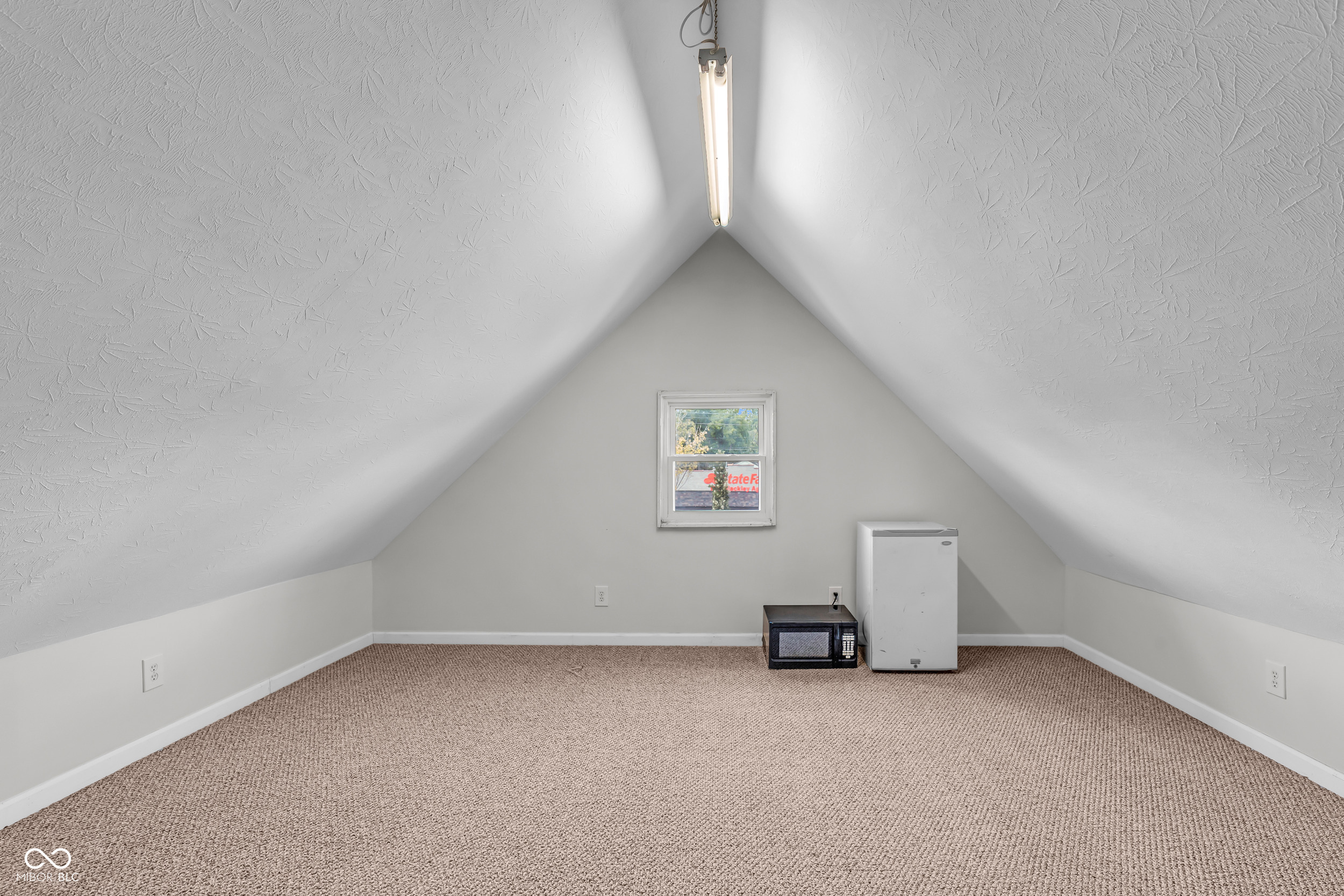 11623 E Washington Street