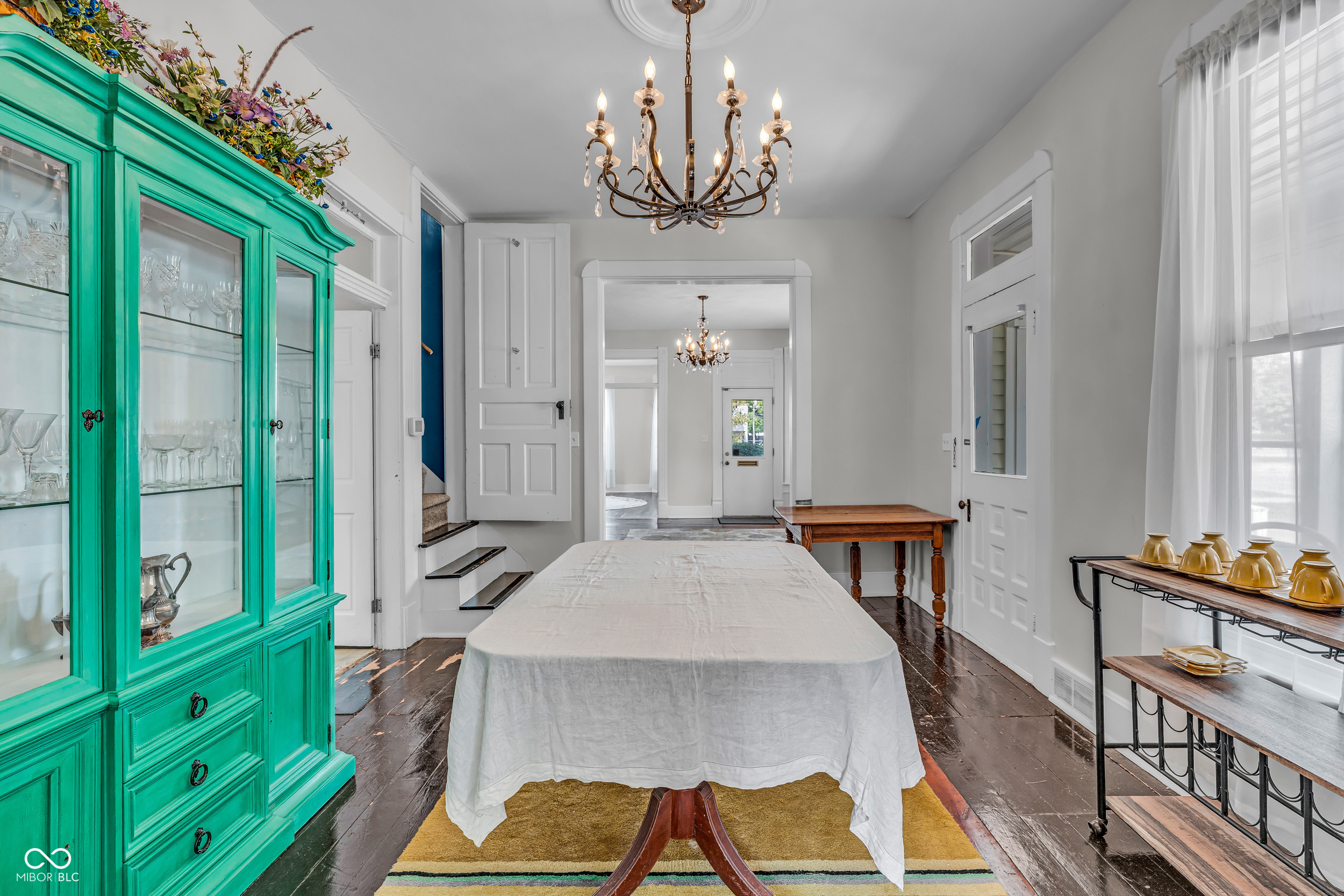 11623 E Washington Street