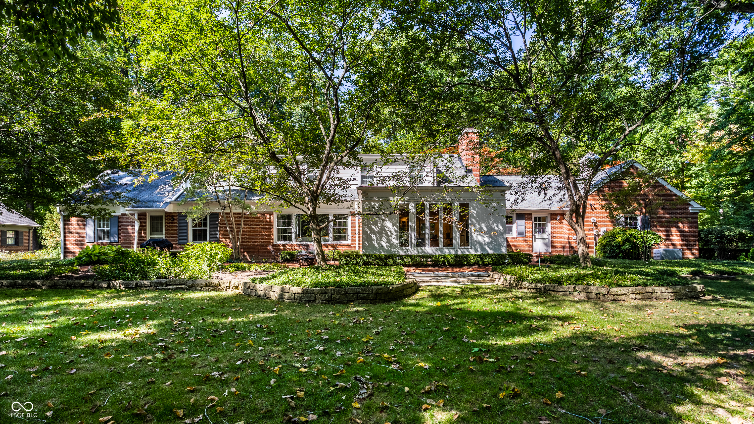 8121 N Illinois Street