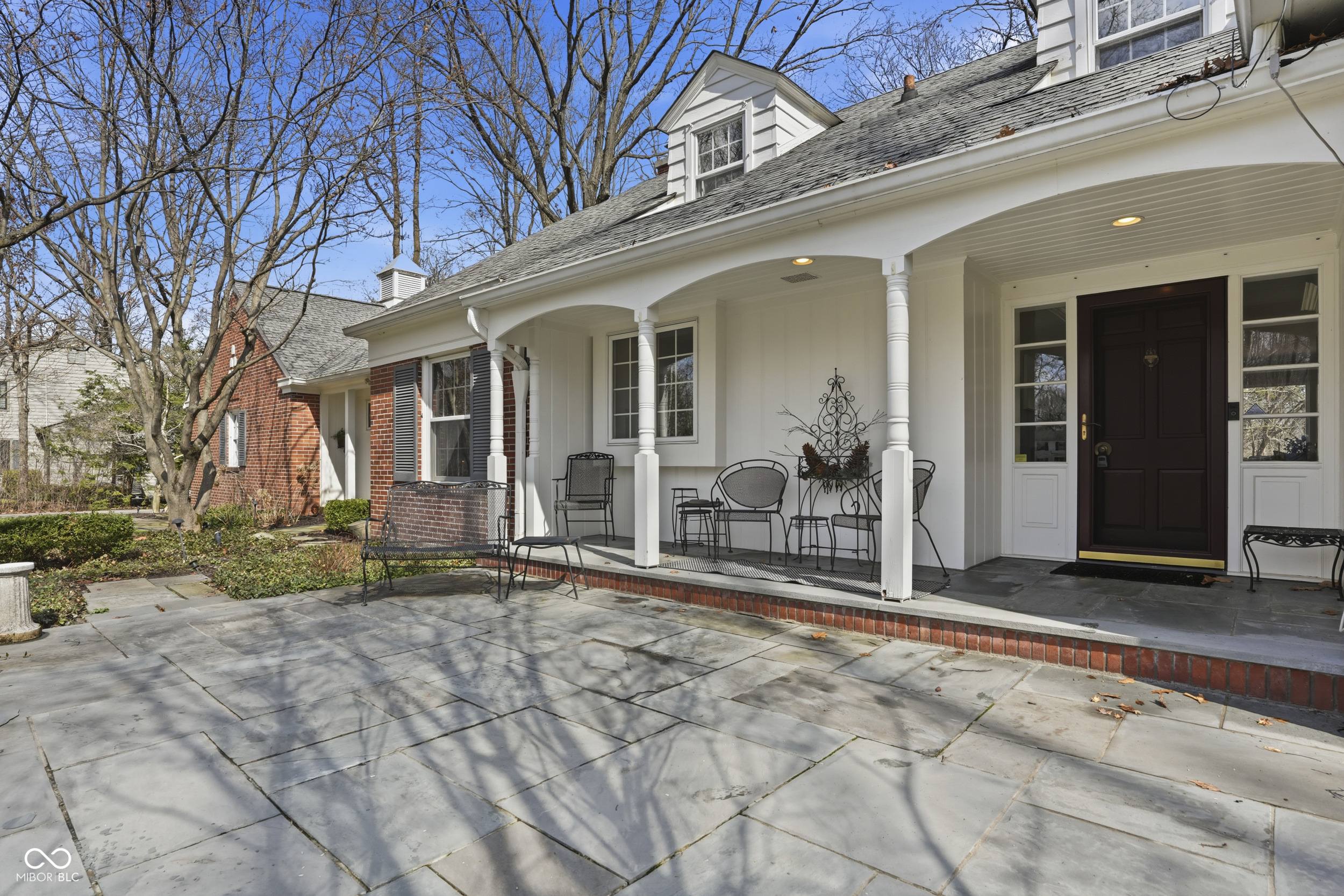 8121 N Illinois Street