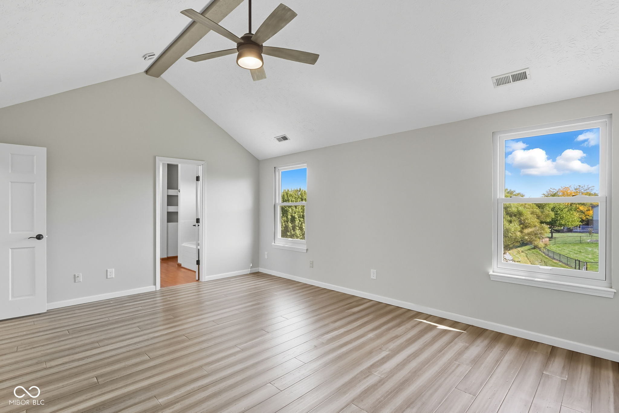 7975 Meadow Bend Circle