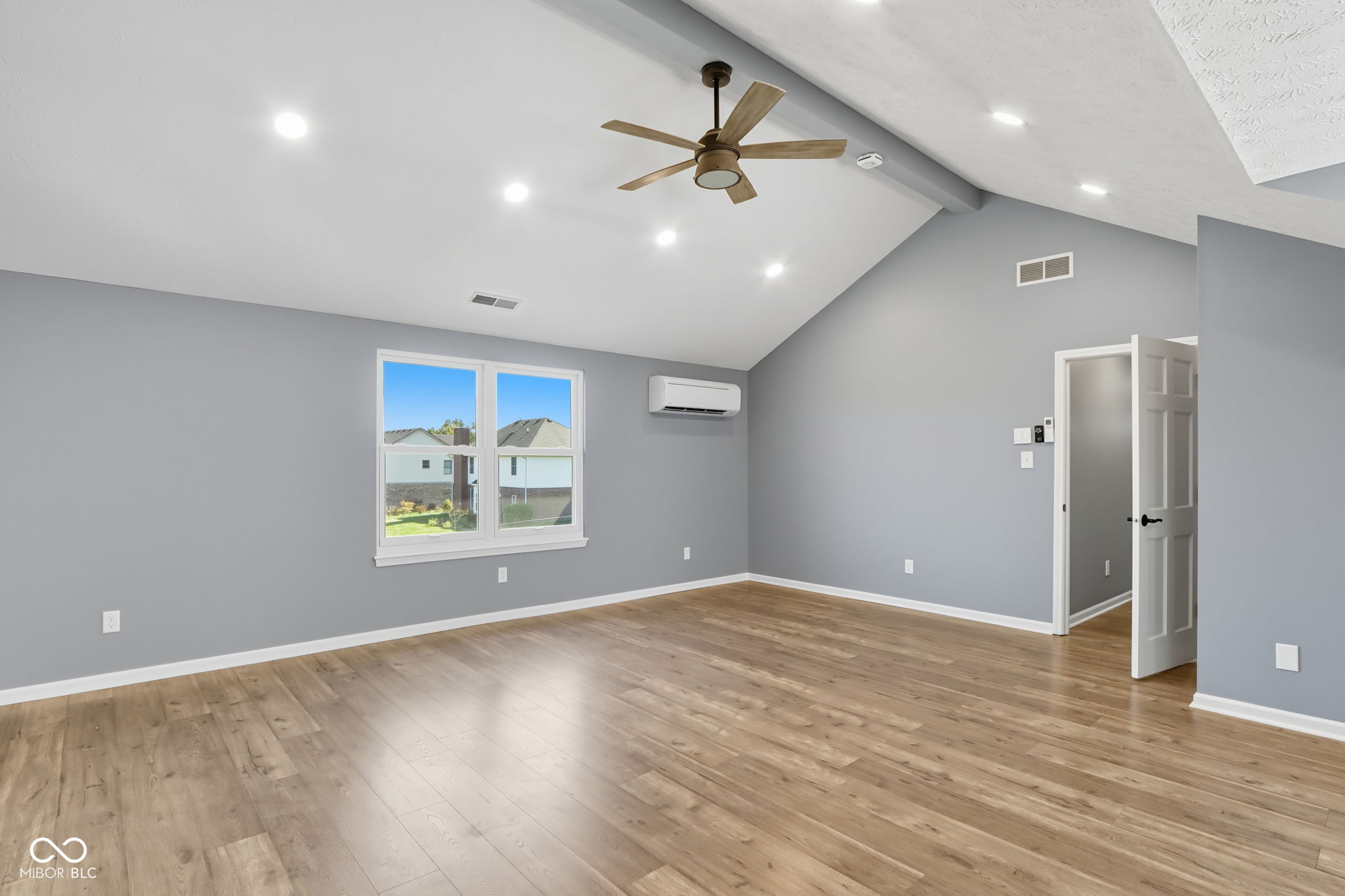 7975 Meadow Bend Circle