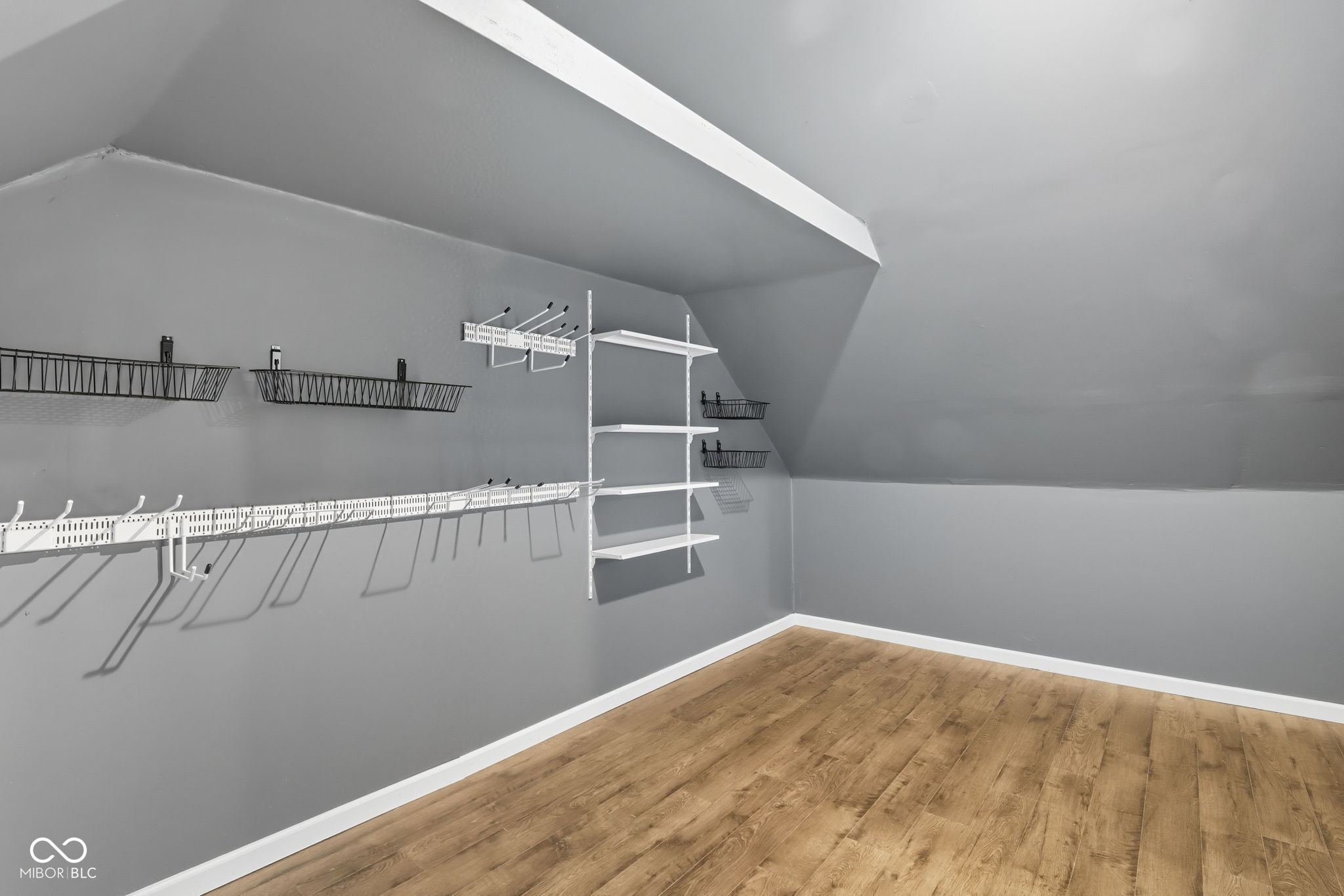 7975 Meadow Bend Circle