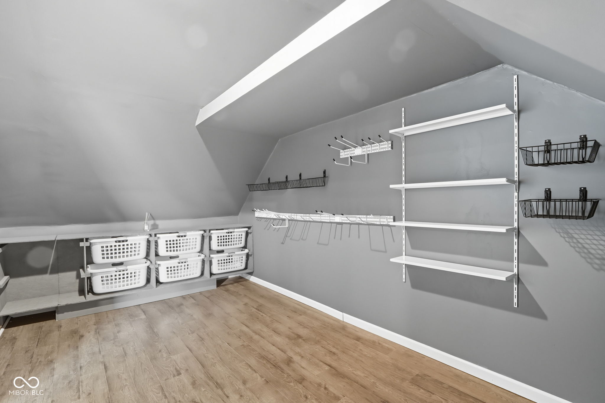 7975 Meadow Bend Circle