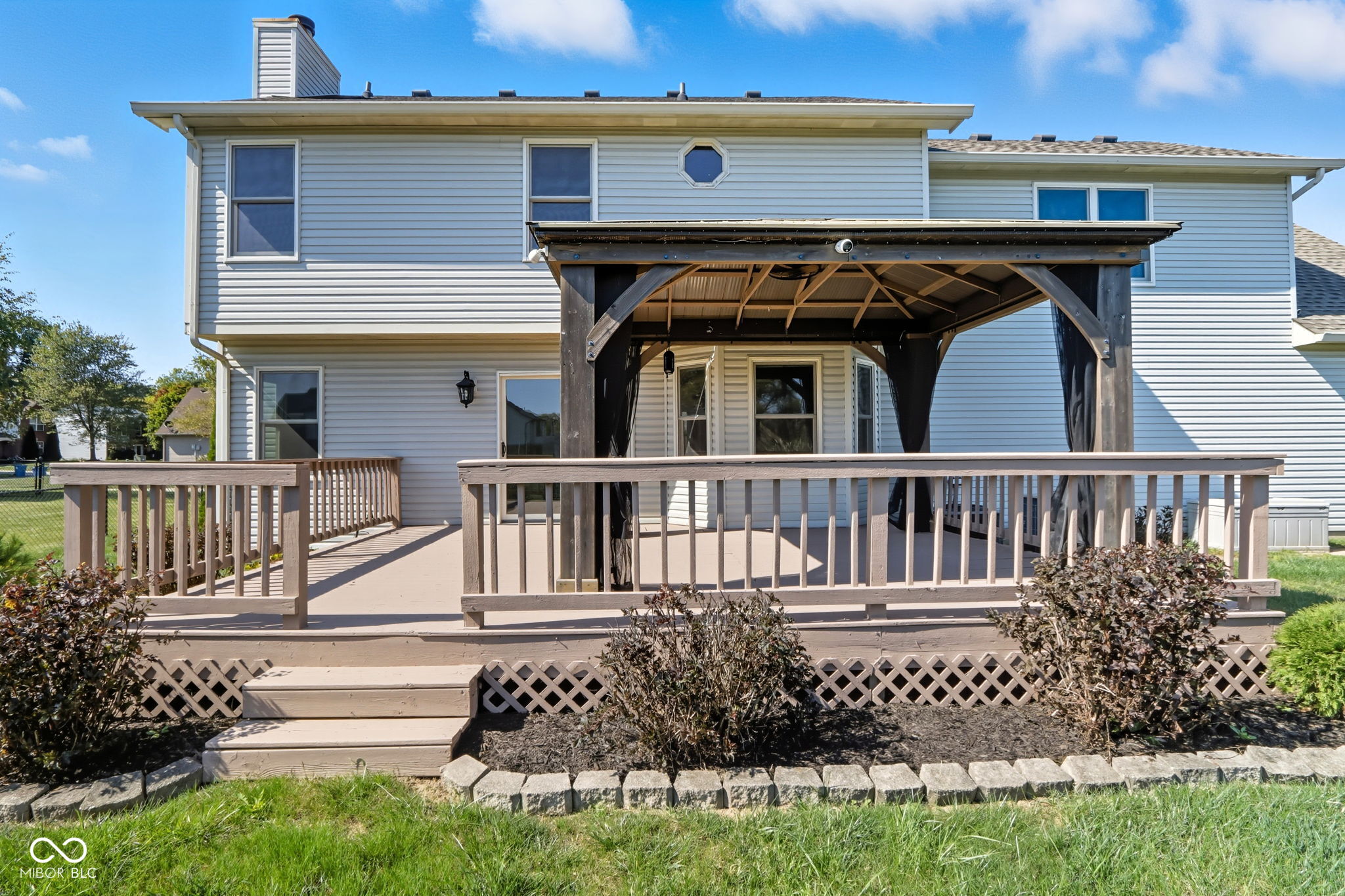 7975 Meadow Bend Circle