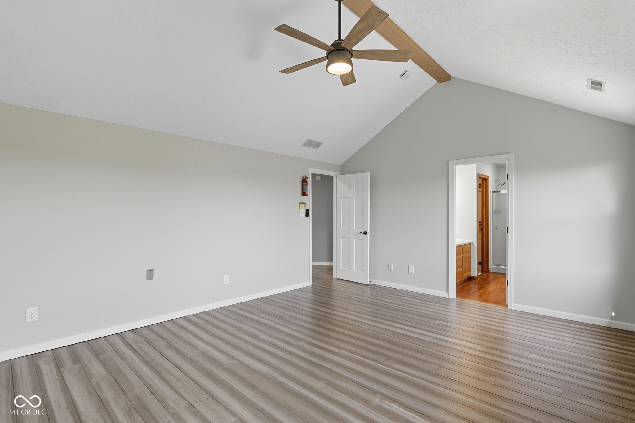 7975 Meadow Bend Circle