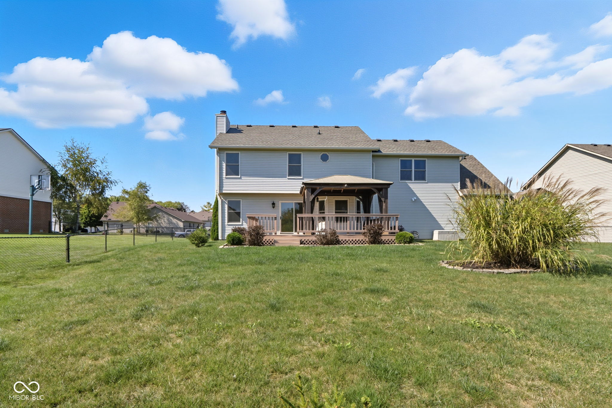 7975 Meadow Bend Circle