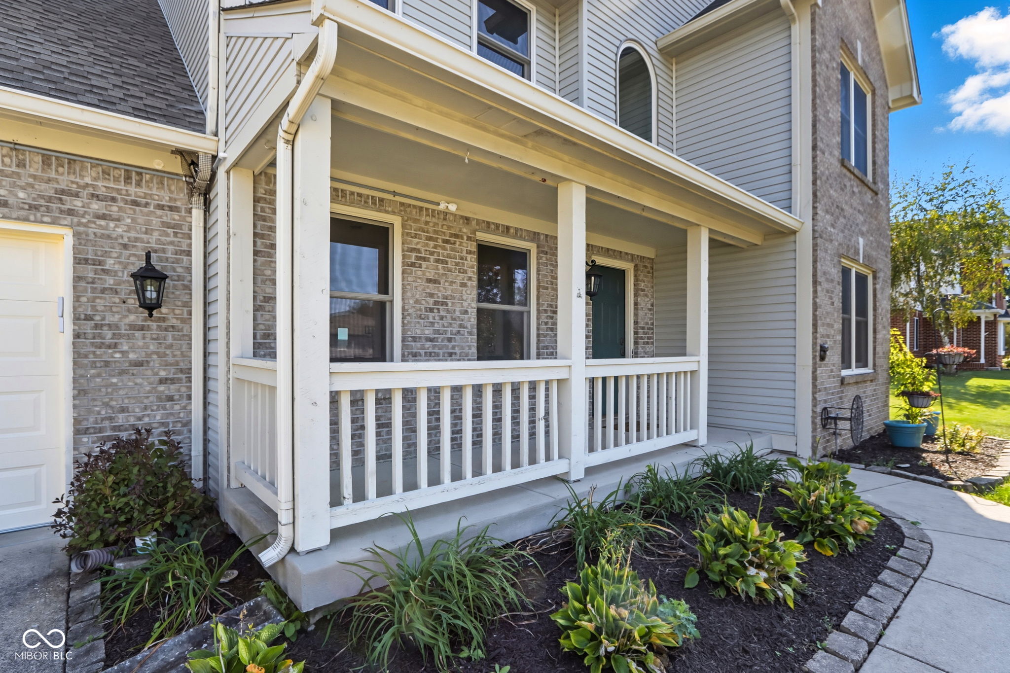 7975 Meadow Bend Circle