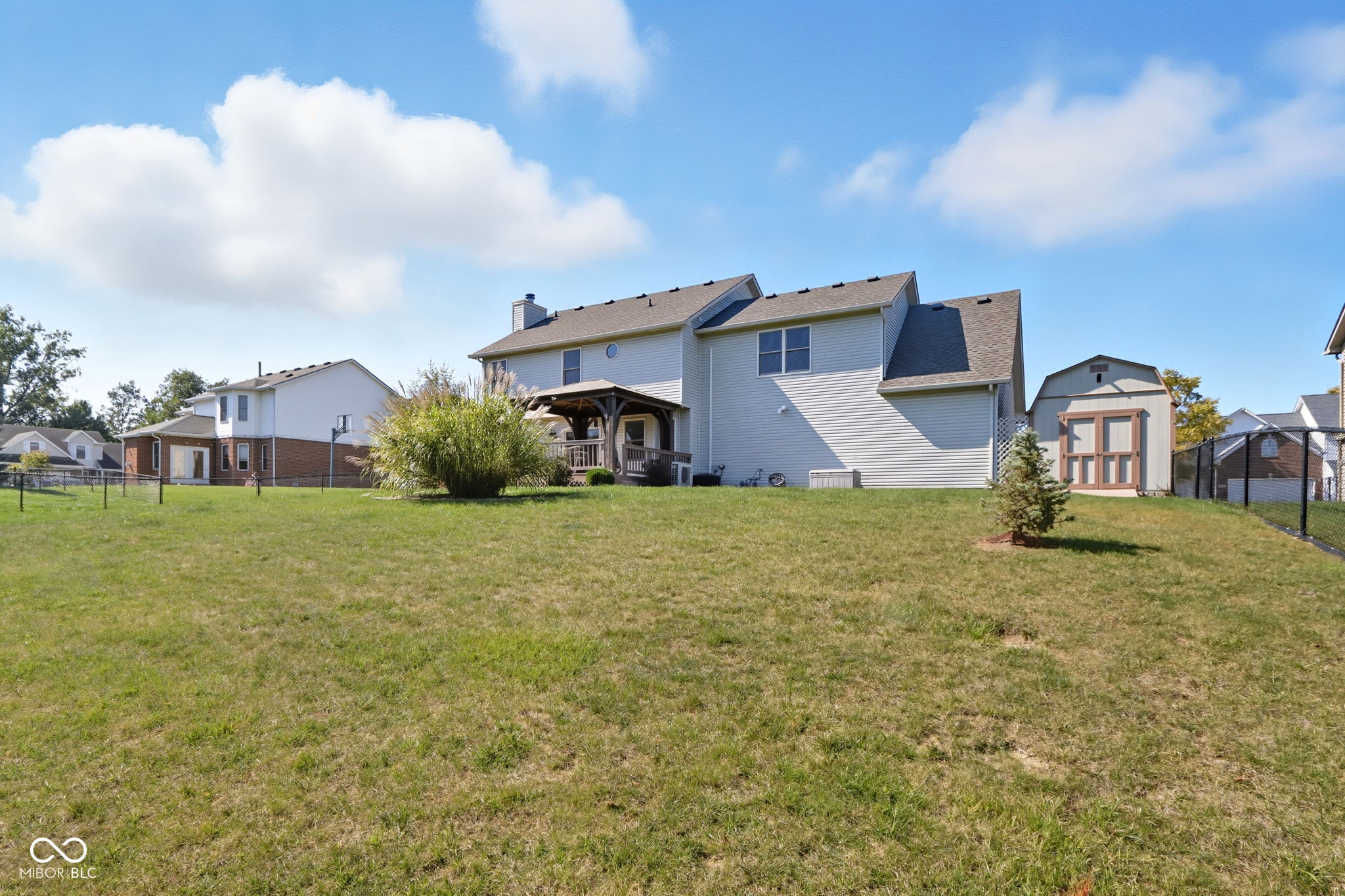 7975 Meadow Bend Circle