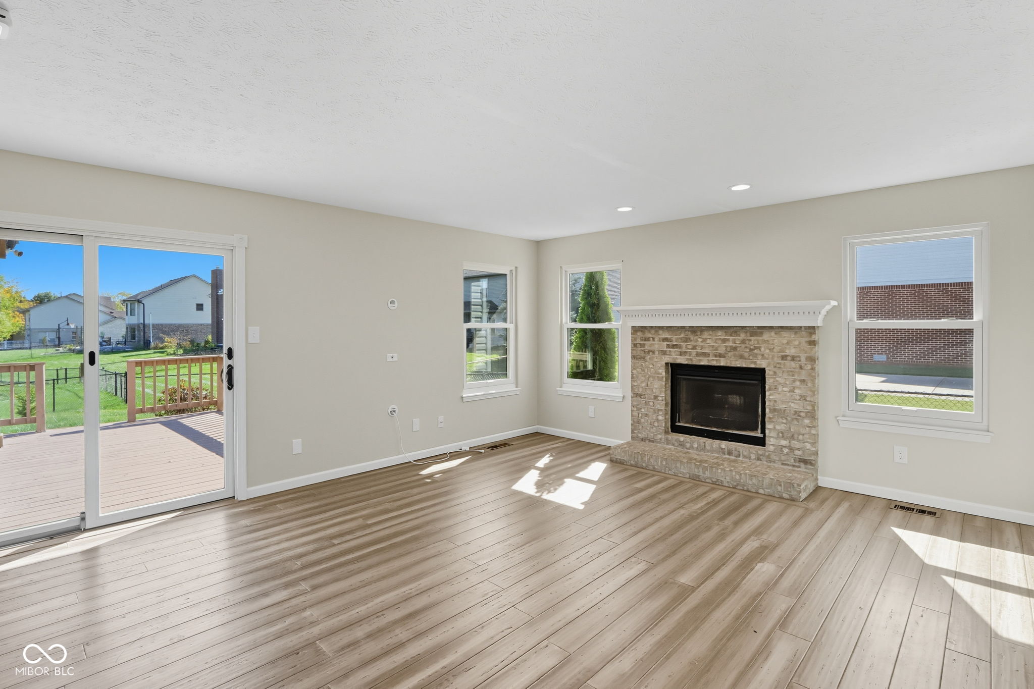 7975 Meadow Bend Circle