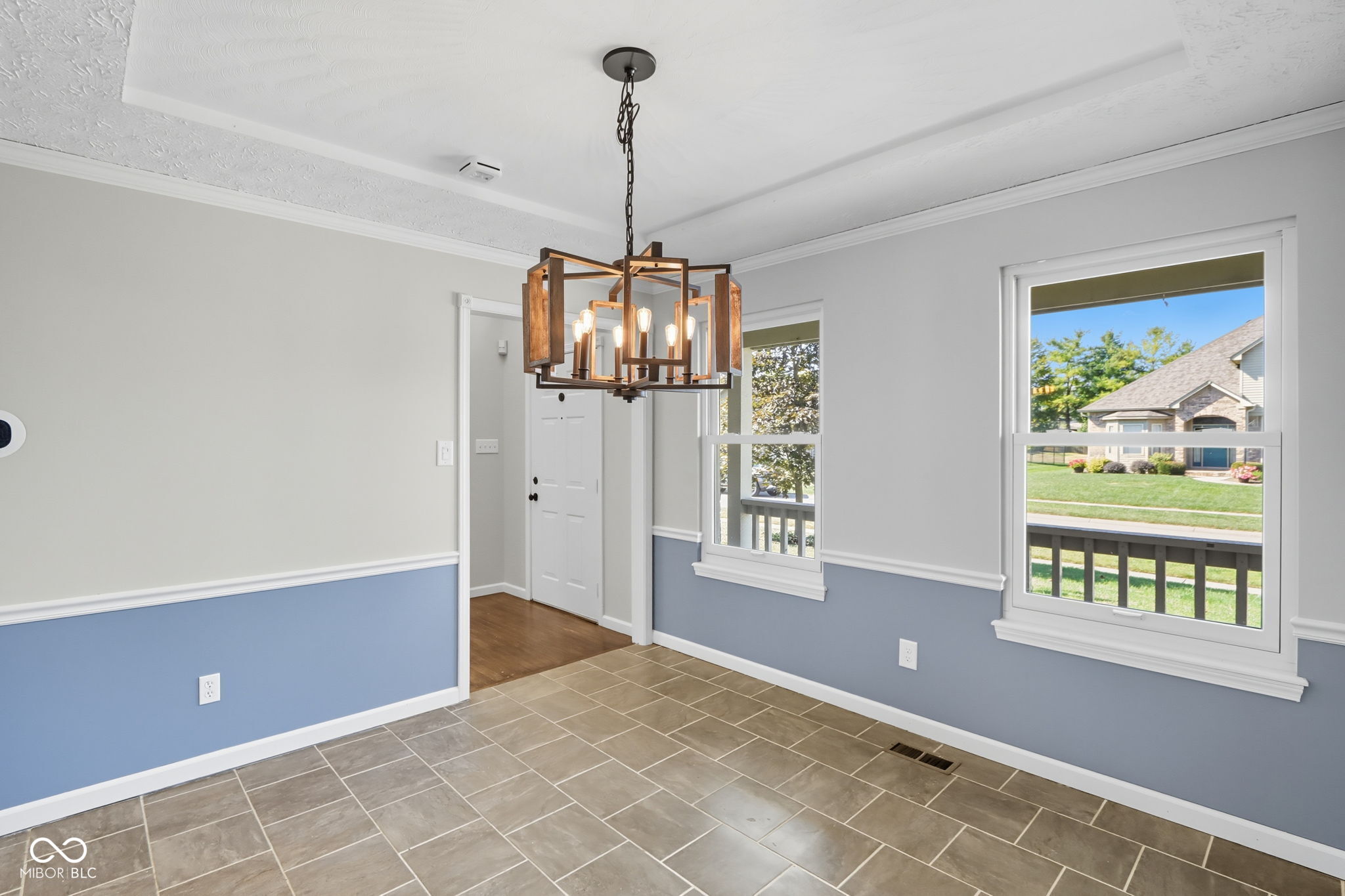 7975 Meadow Bend Circle