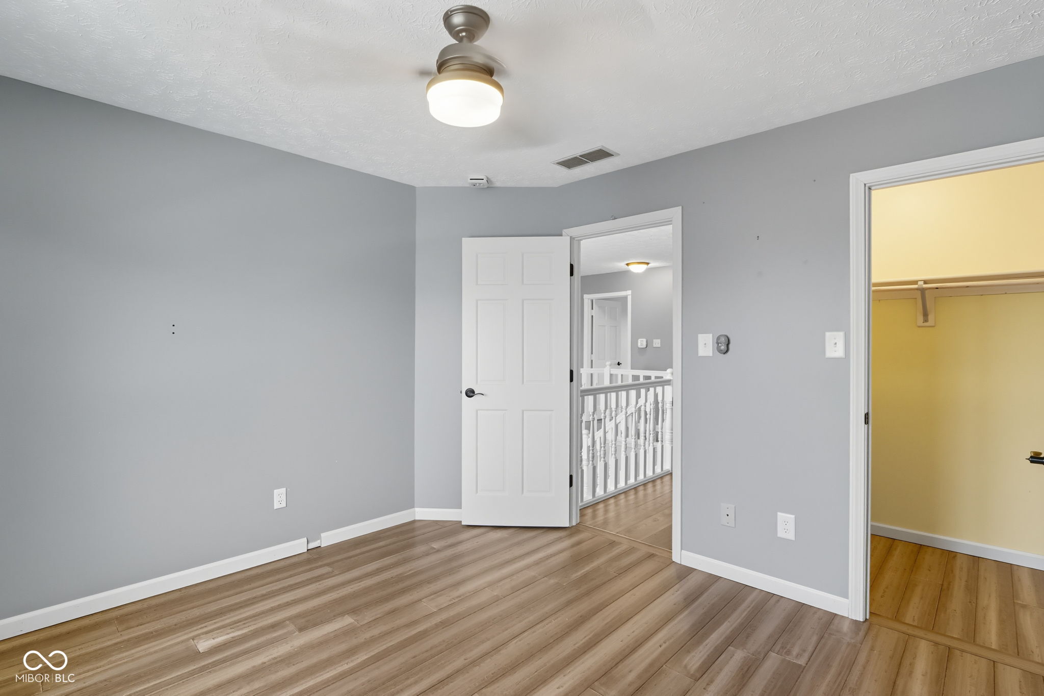 7975 Meadow Bend Circle