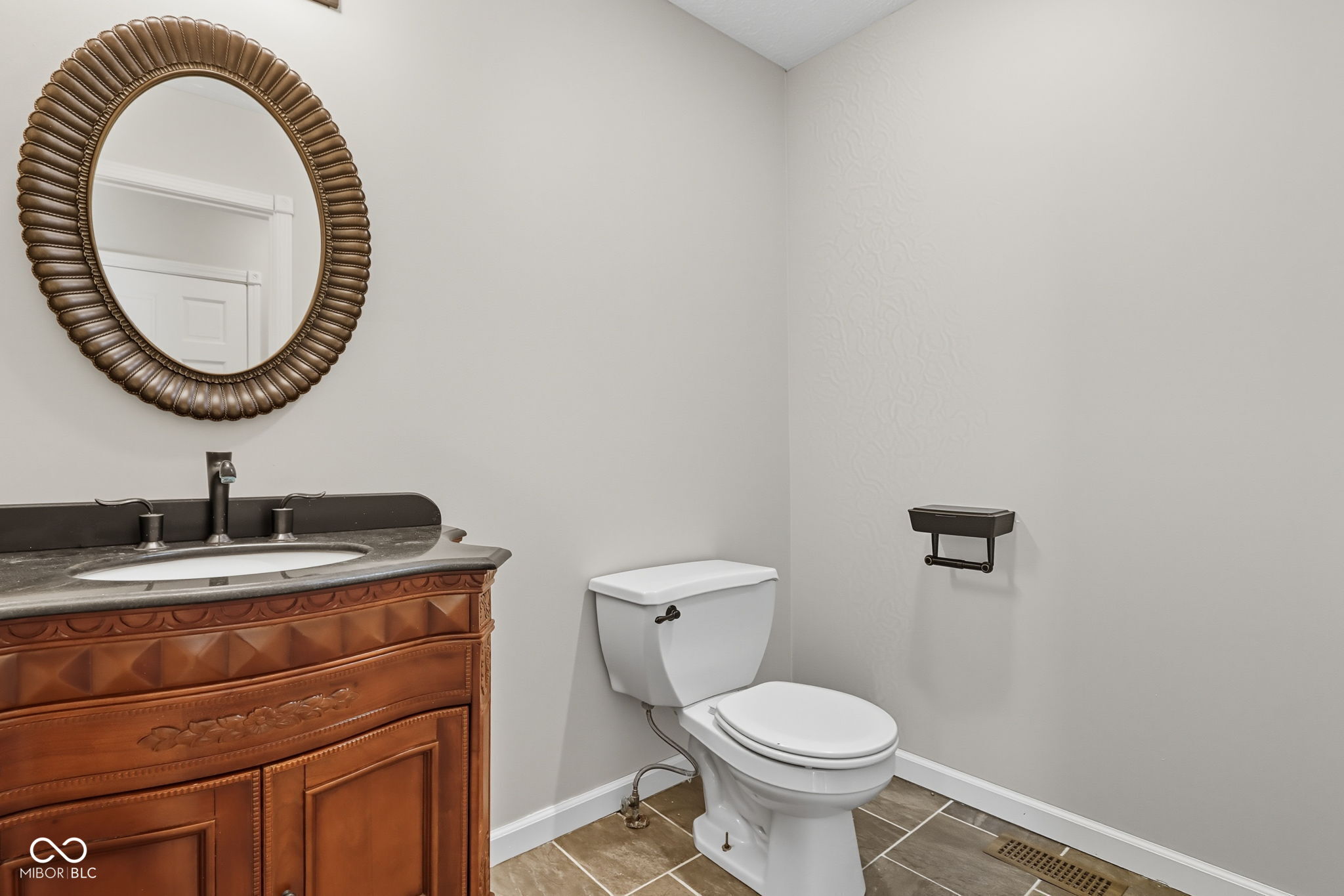 7975 Meadow Bend Circle