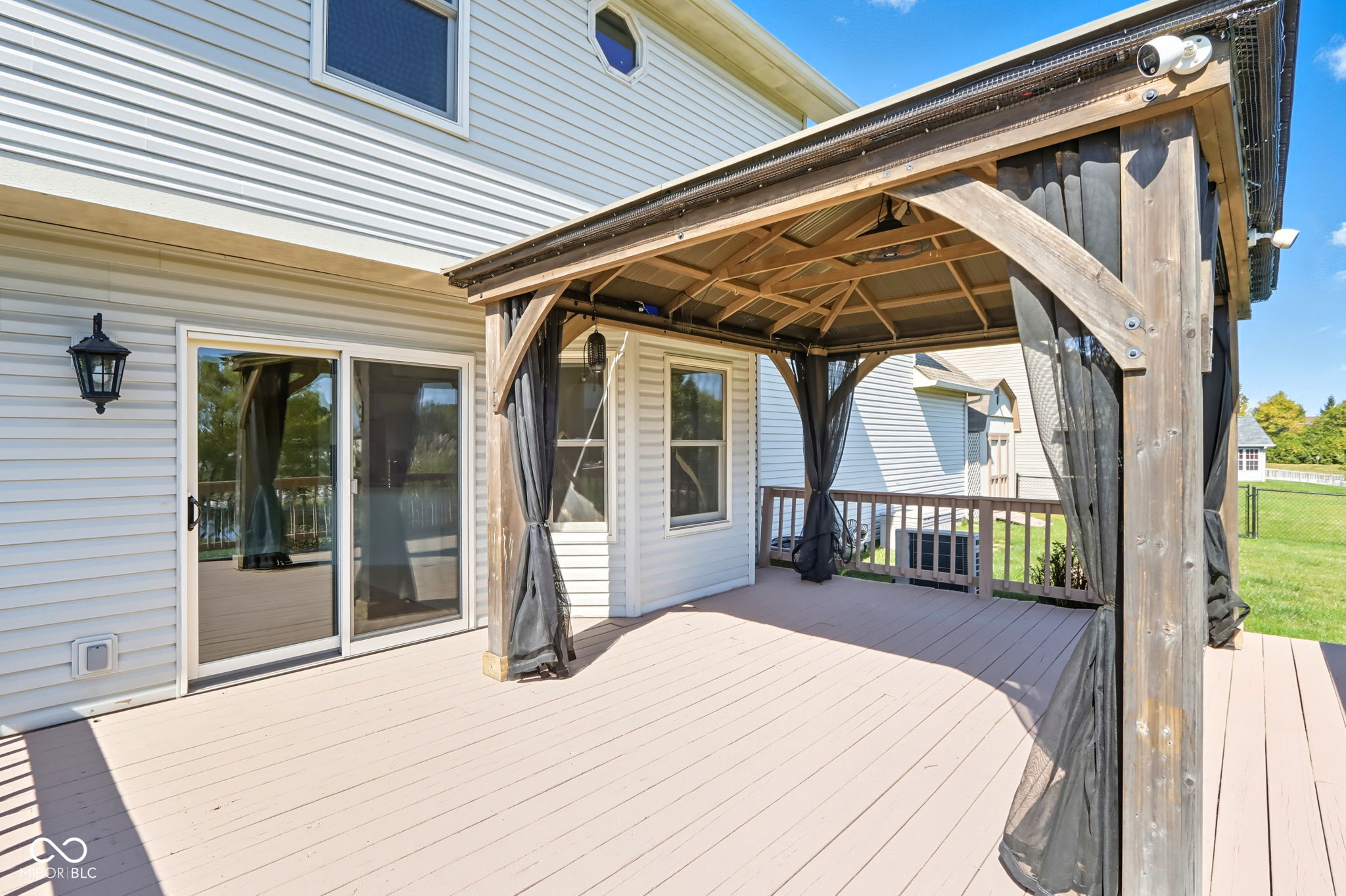 7975 Meadow Bend Circle