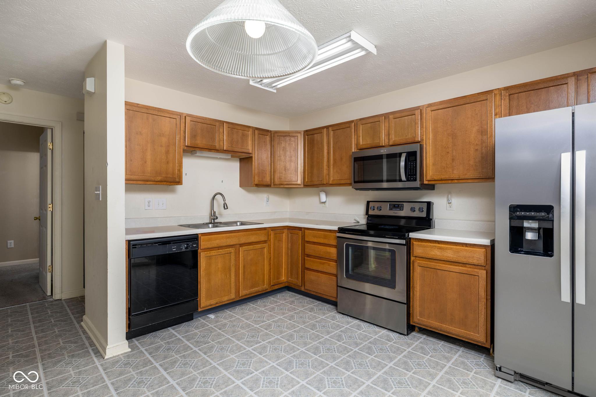 5521 Kelvington Lane