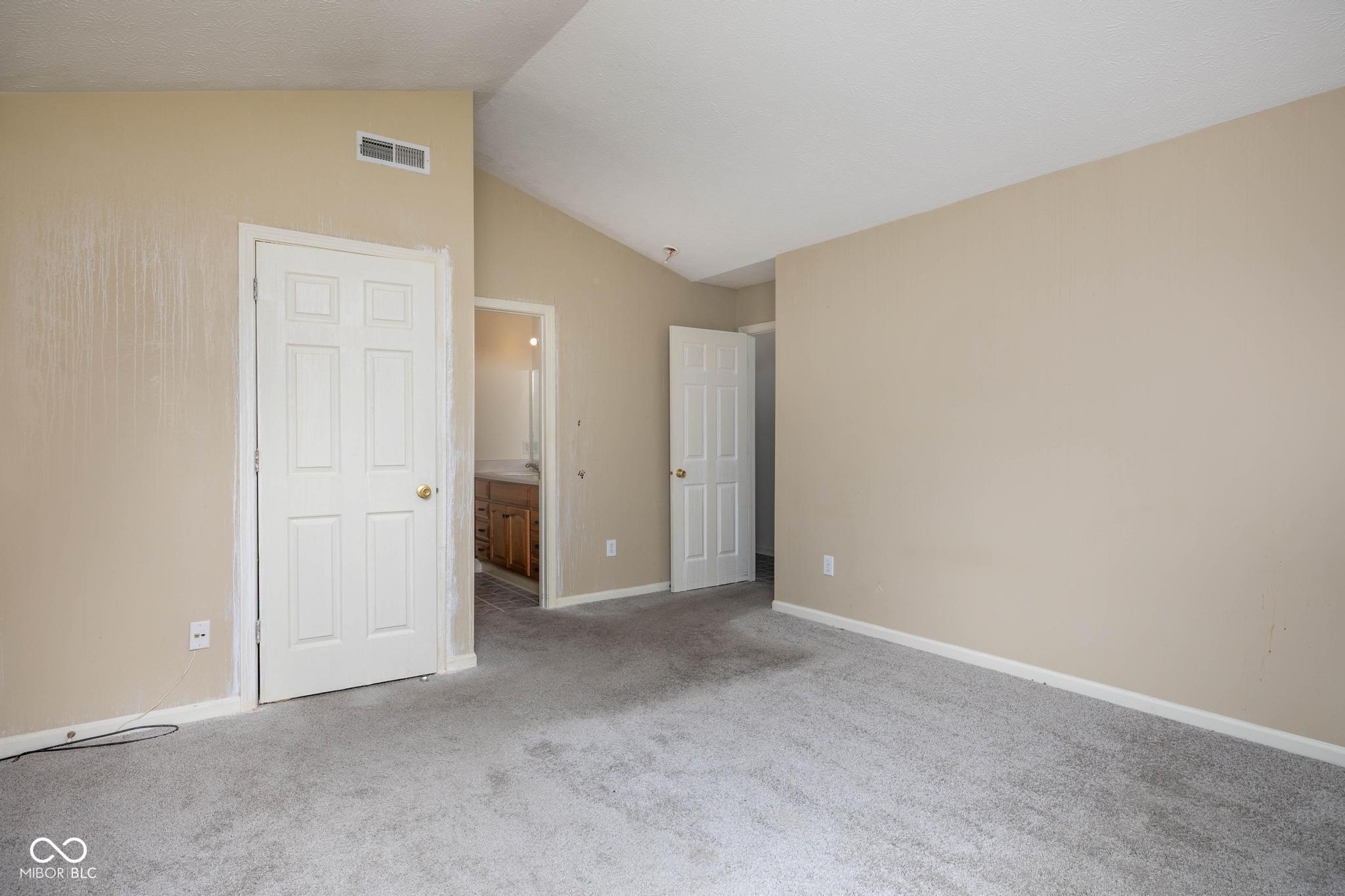 5521 Kelvington Lane