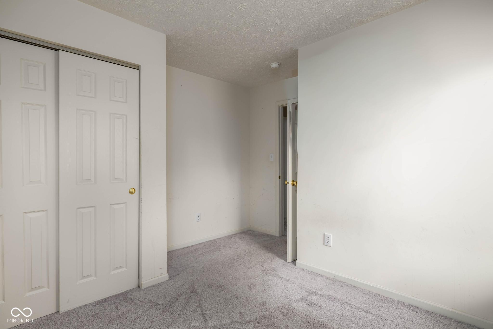 5521 Kelvington Lane