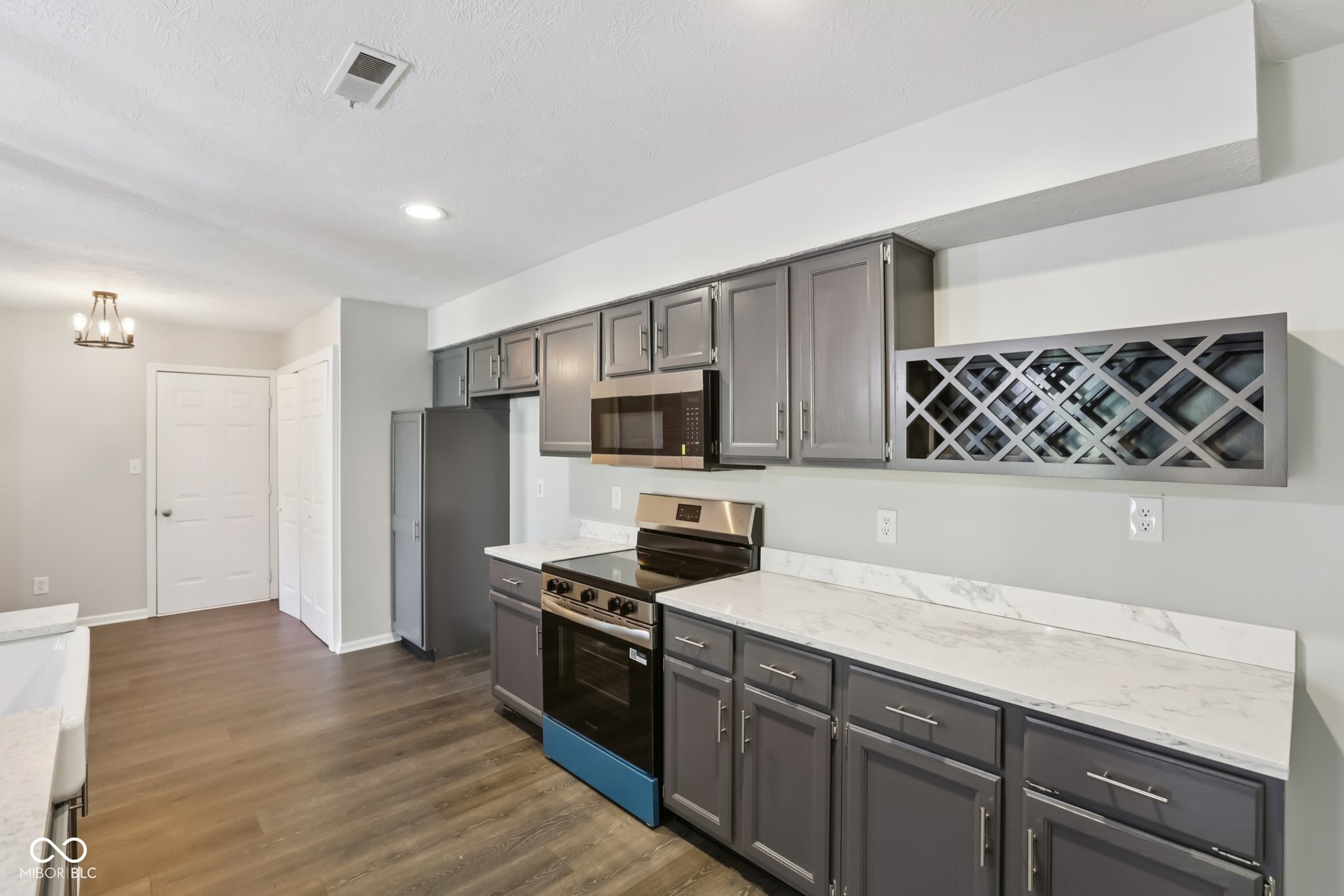 9364 Oak Run East Drive