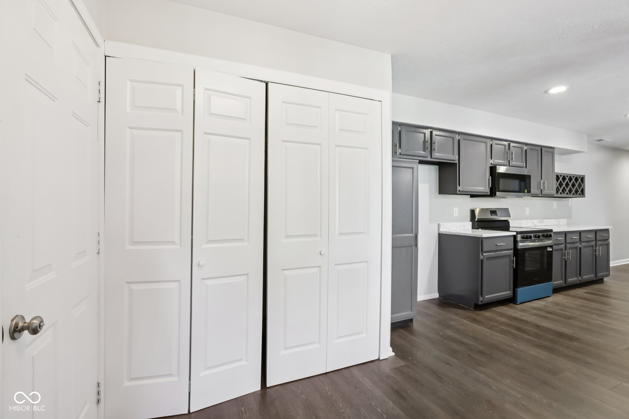 9364 Oak Run East Drive