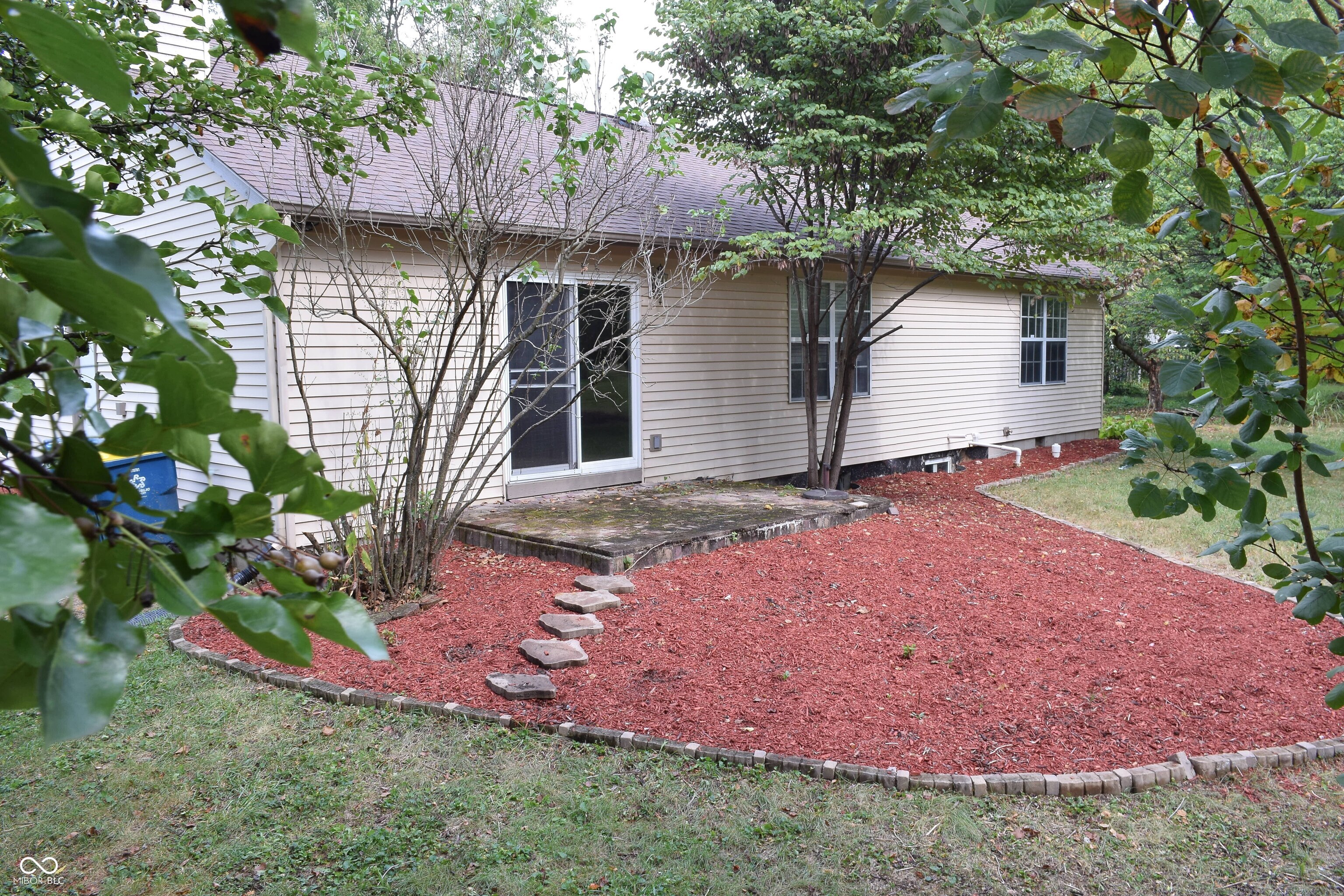 5704 McCloud Court S