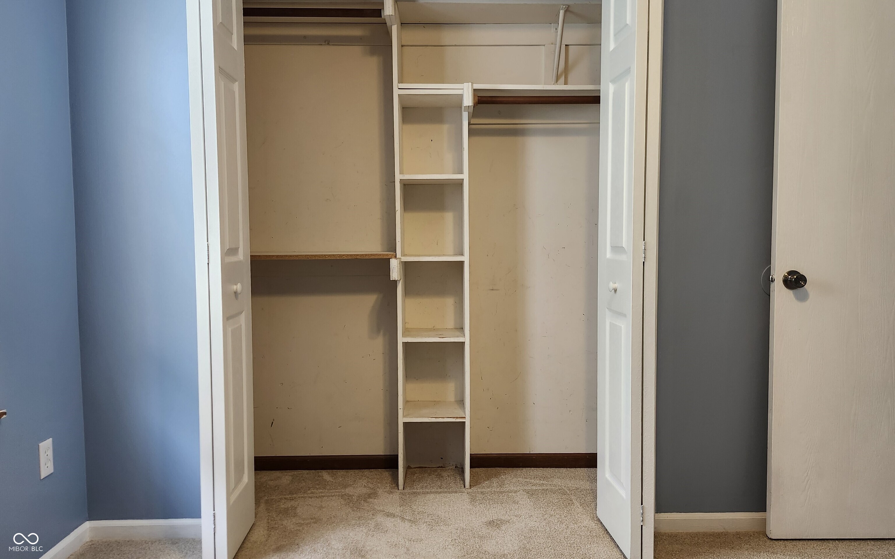 5704 McCloud Court S