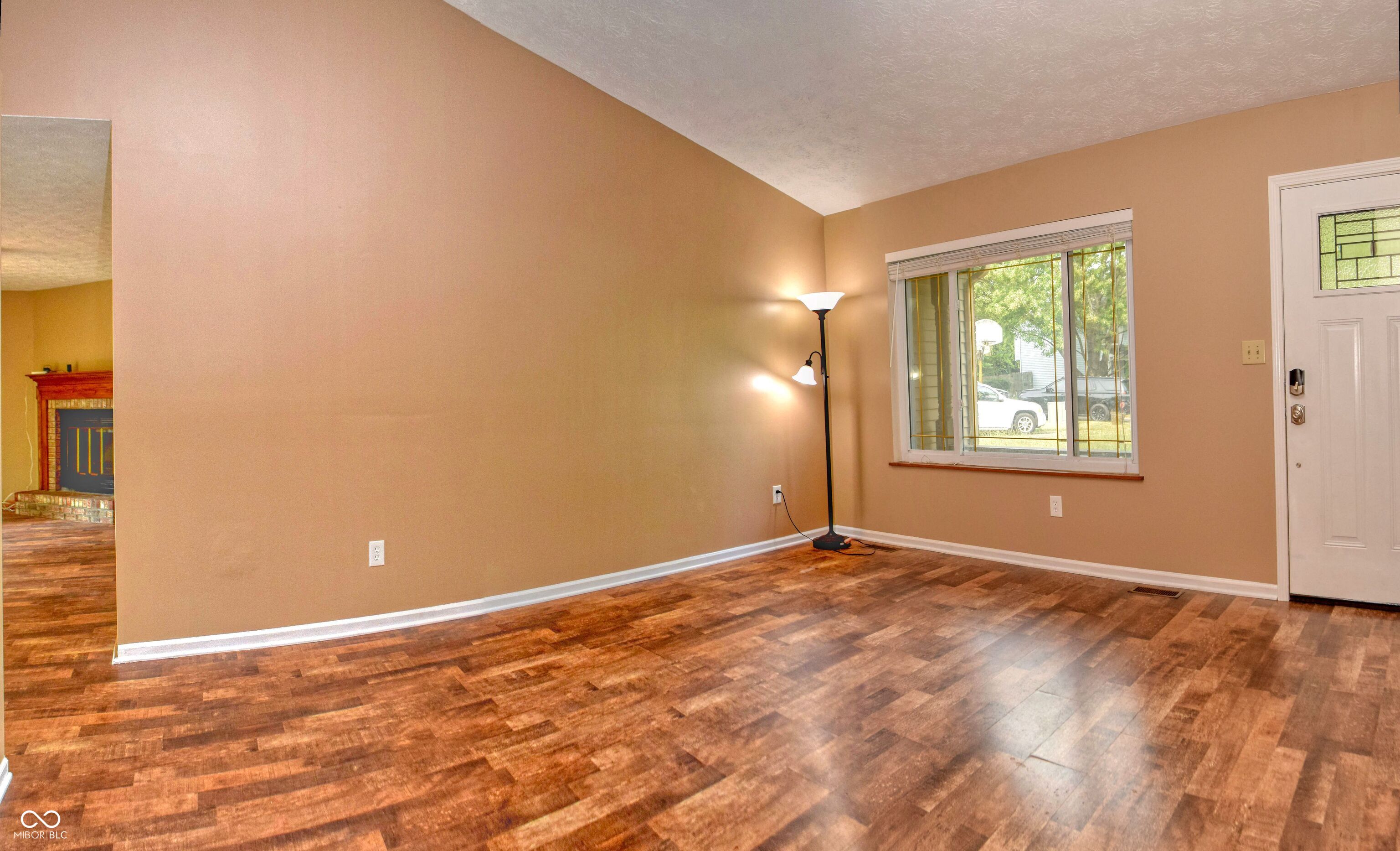 5704 McCloud Court S