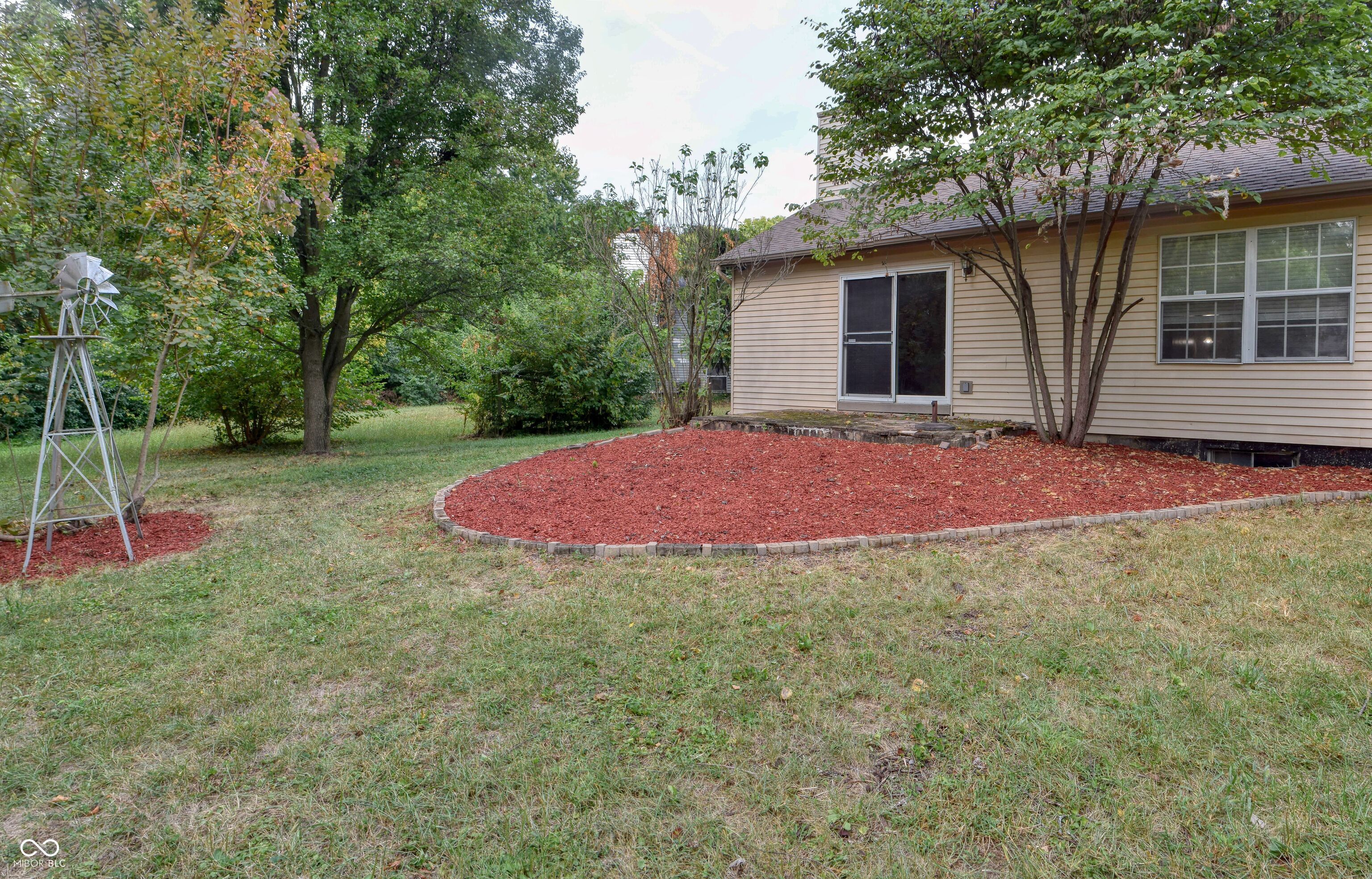 5704 McCloud Court S