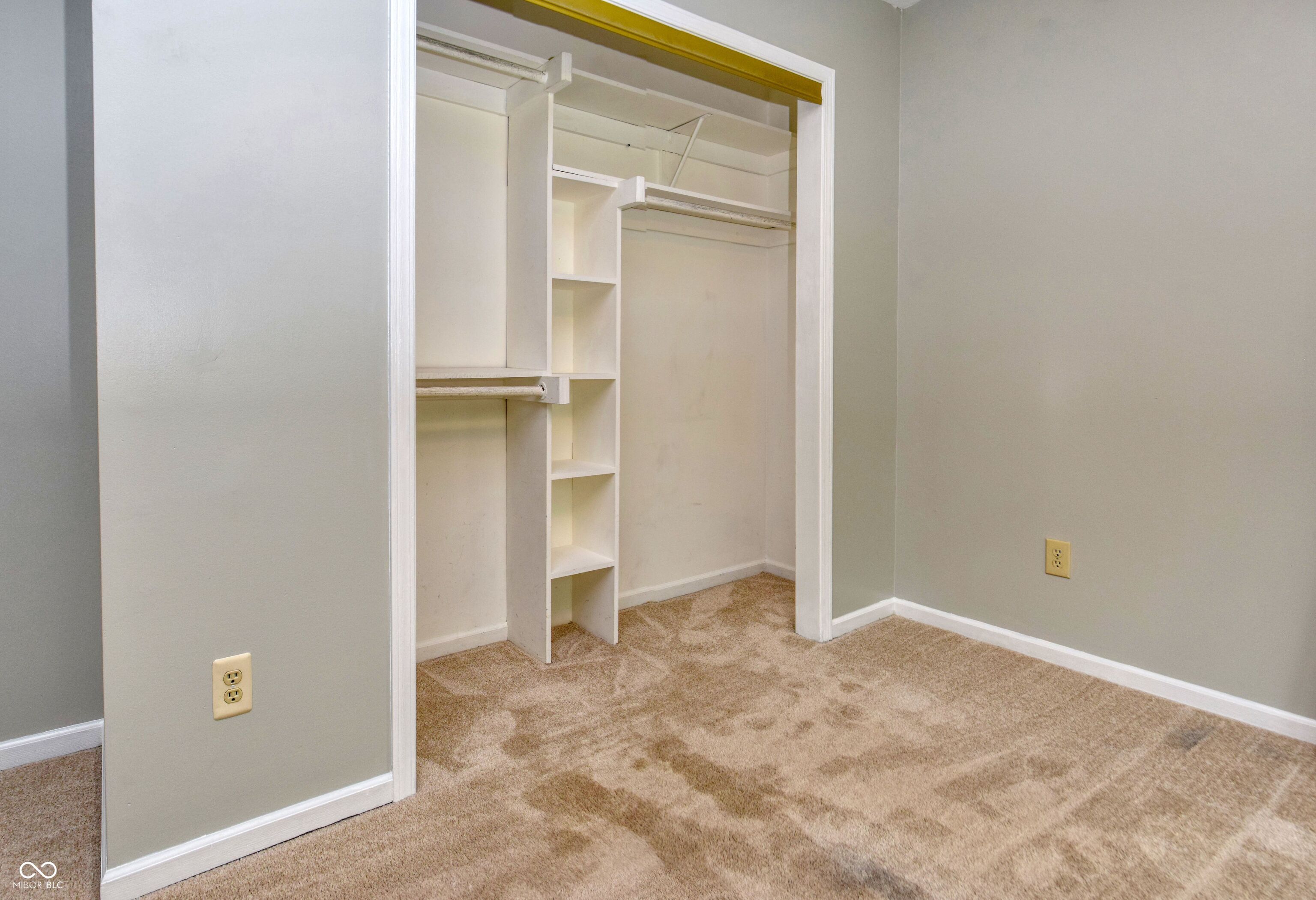 5704 McCloud Court S