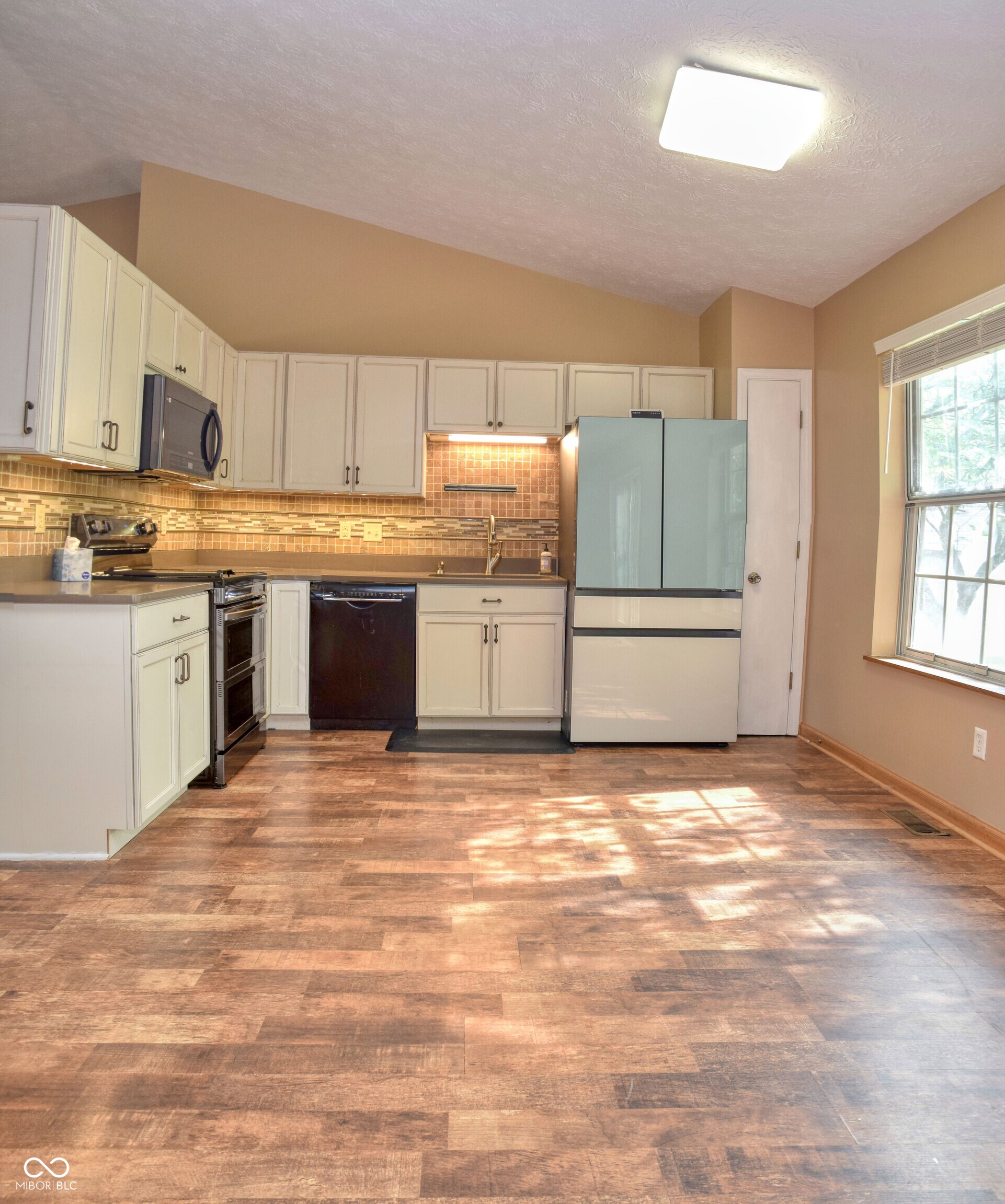 5704 McCloud Court S