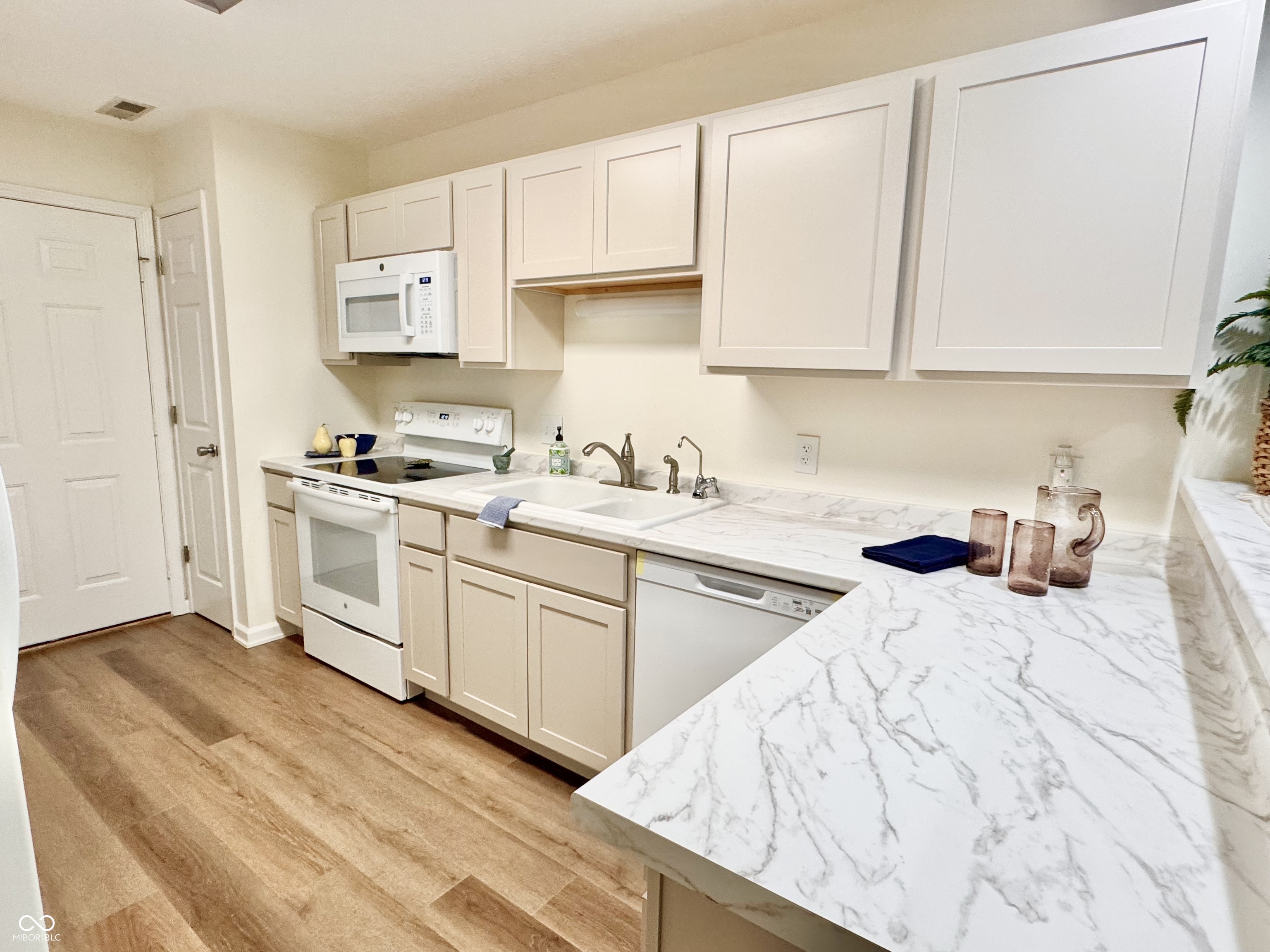 7628 Briarstone Lane