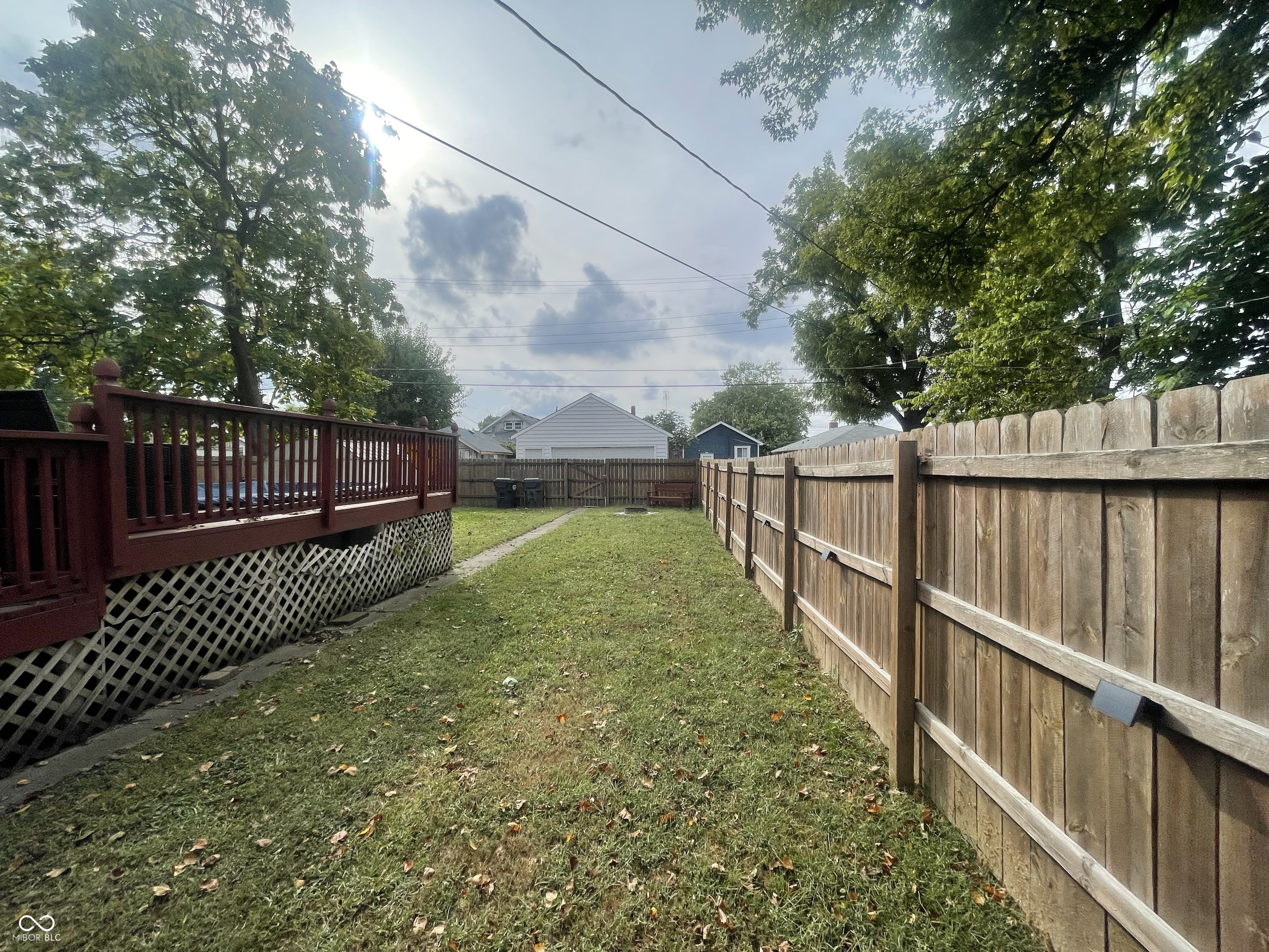 2425 Fletcher Street