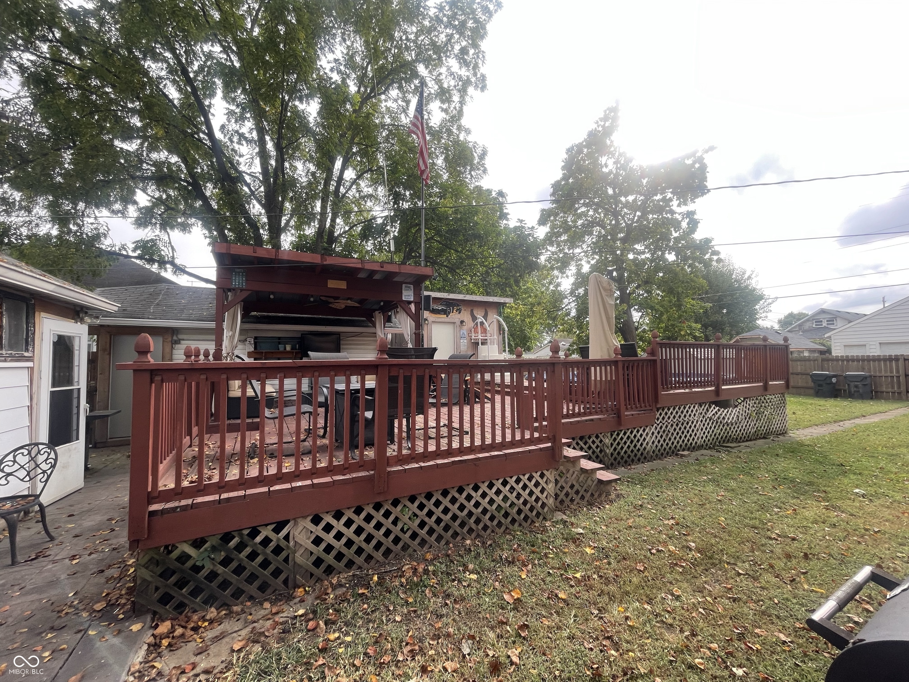 2425 Fletcher Street