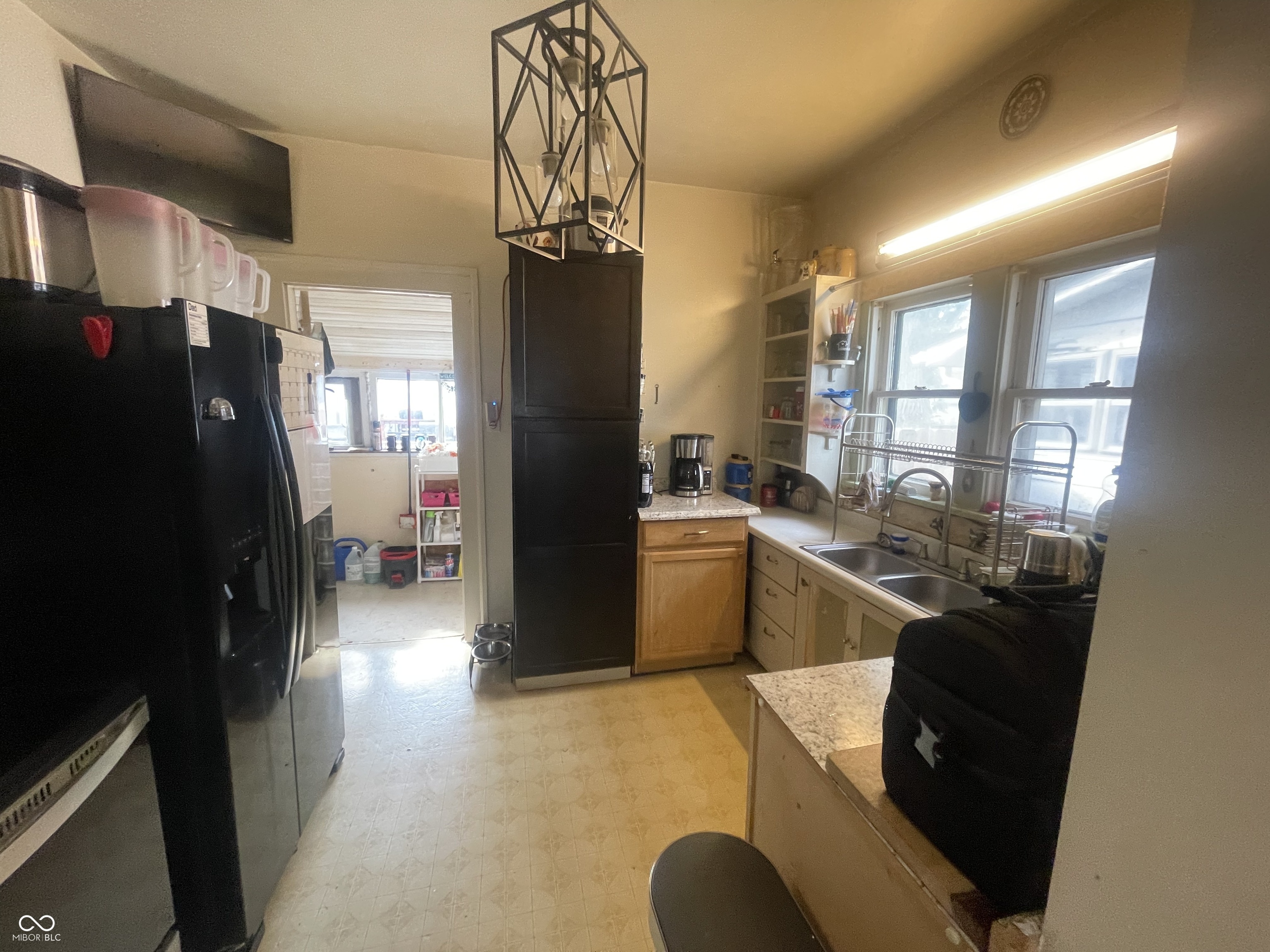 2425 Fletcher Street