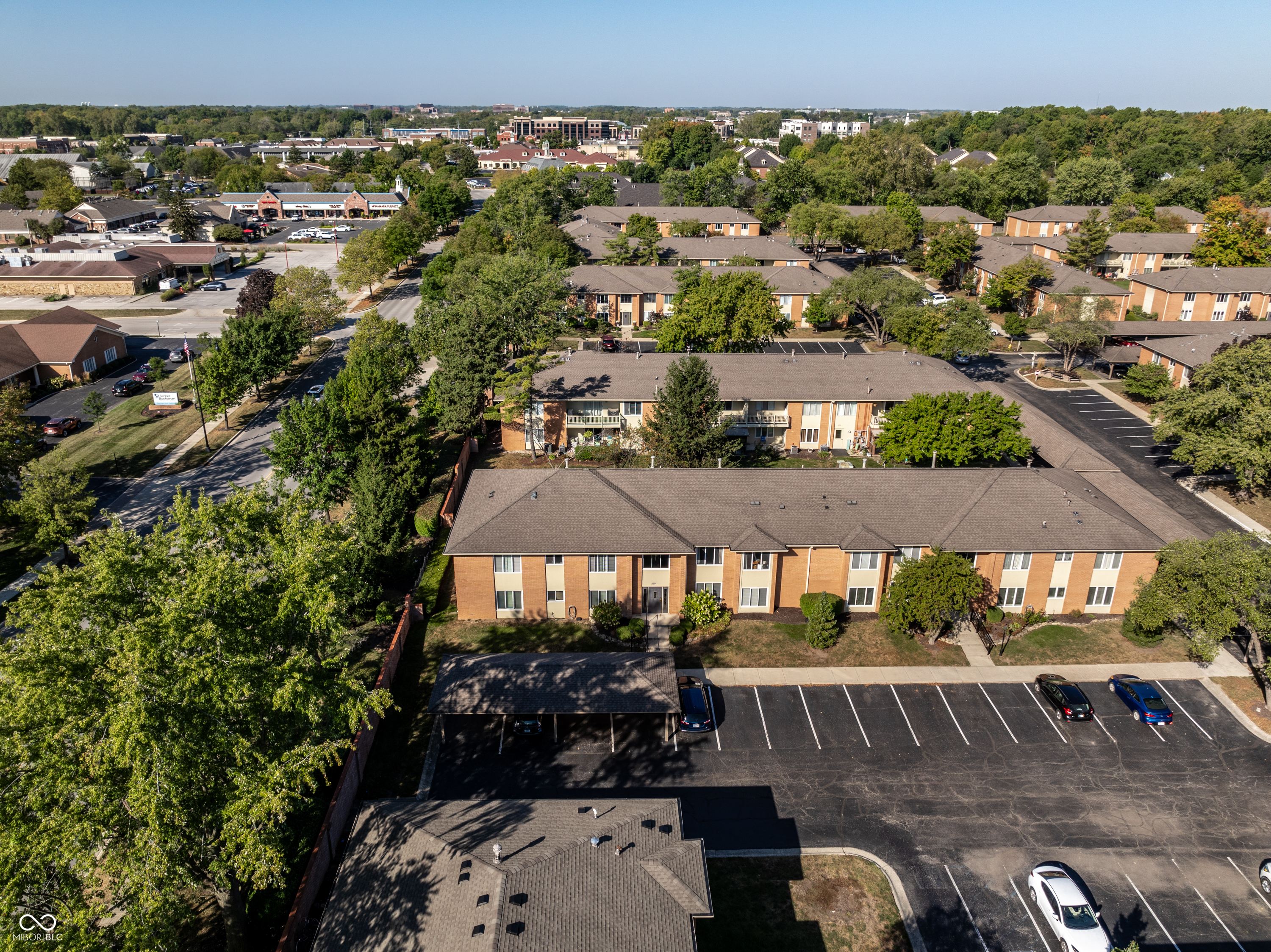 584 E Hunters Drive Unit: B